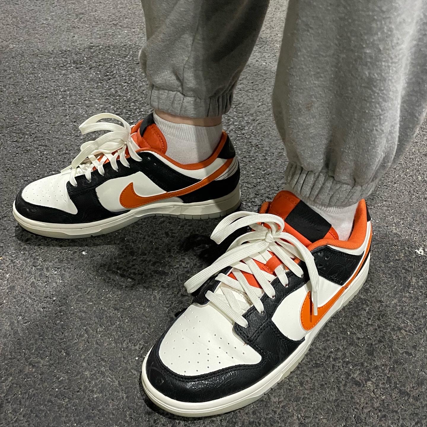 Nike Dunk Low Retro PRM Halloween 착용 스타일 - 1