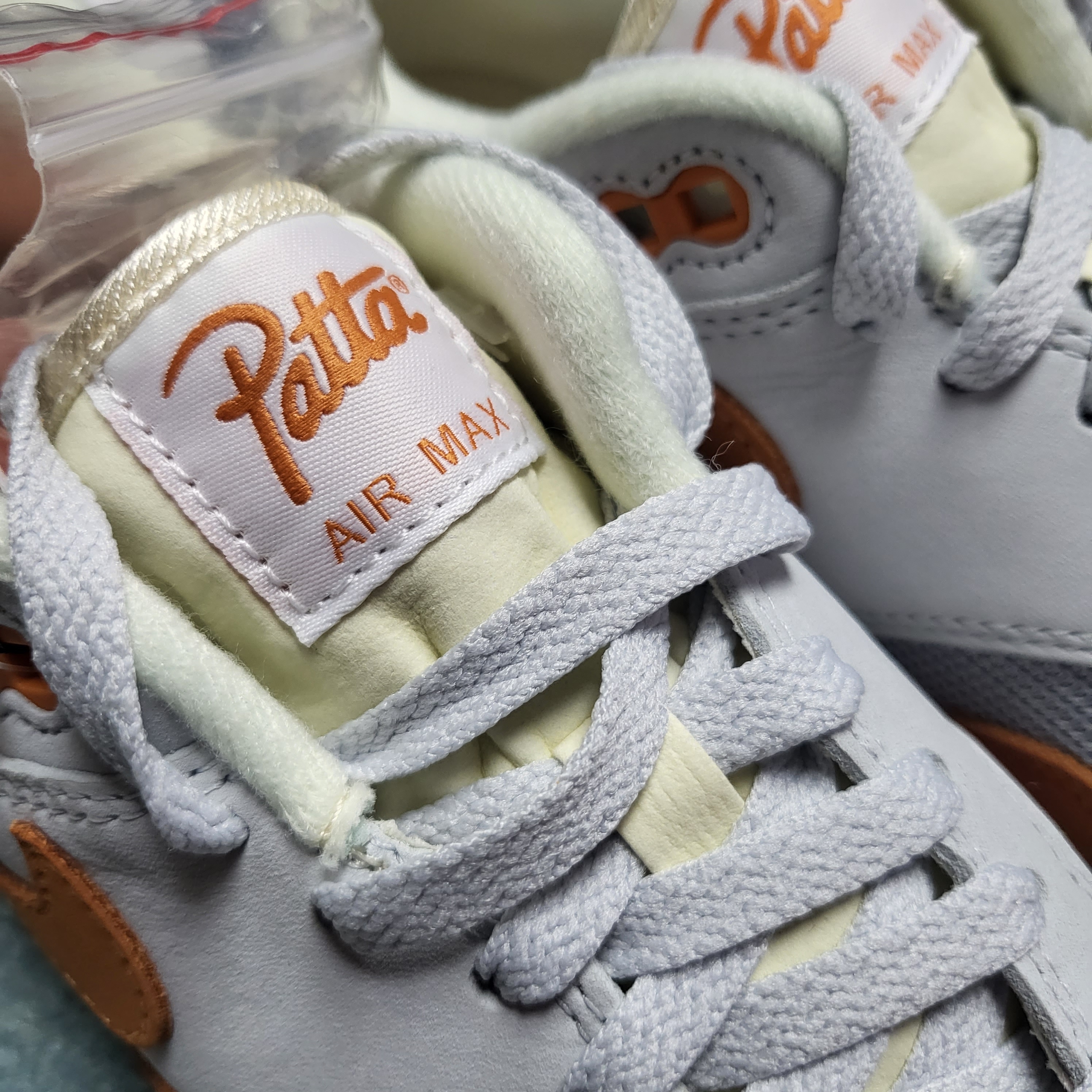 Nike x Patta Air Max 1 Monarch 착용 스타일 - 5