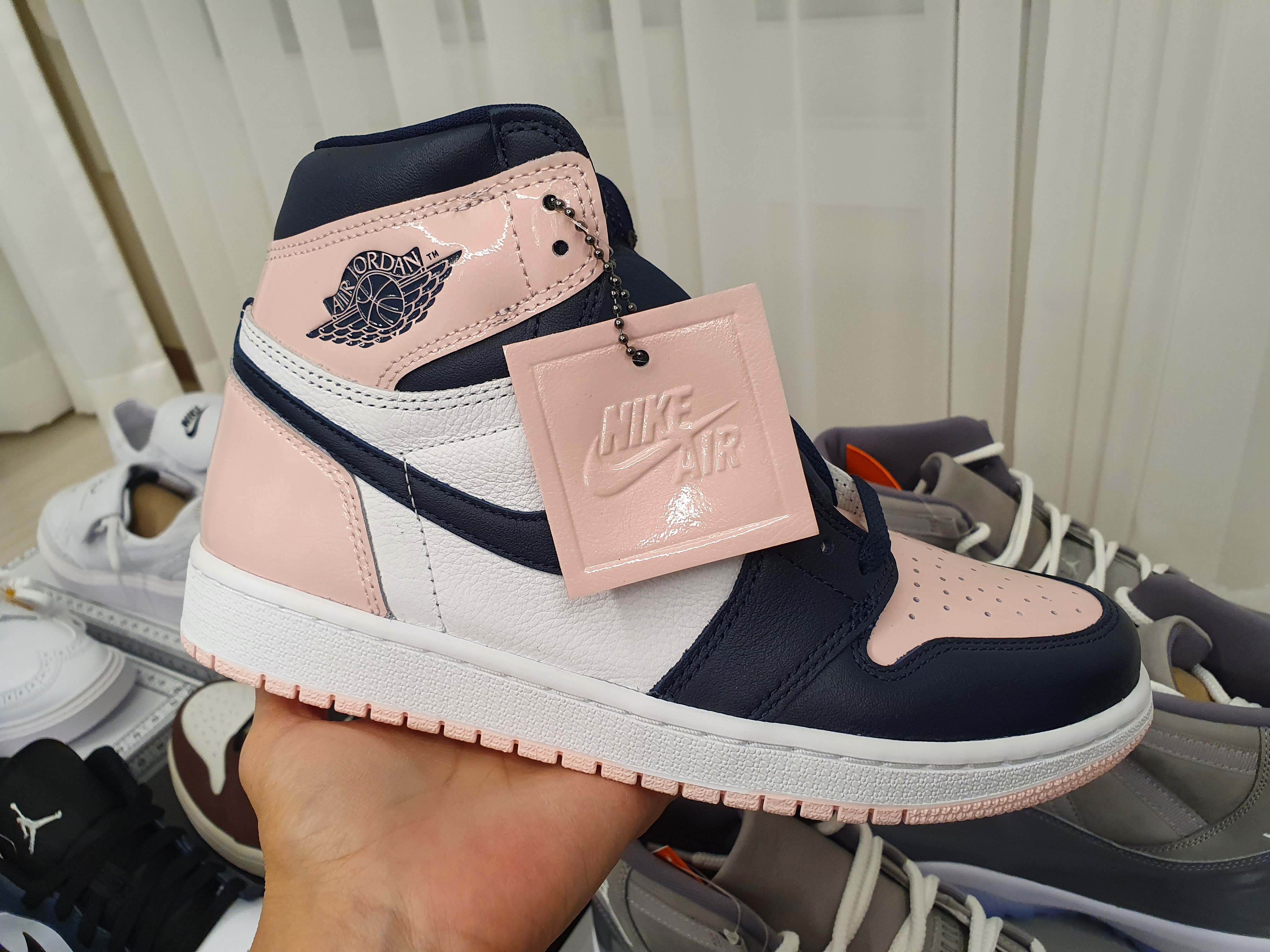 (W) Jordan 1 Retro High OG Atmosphere 착용 스타일