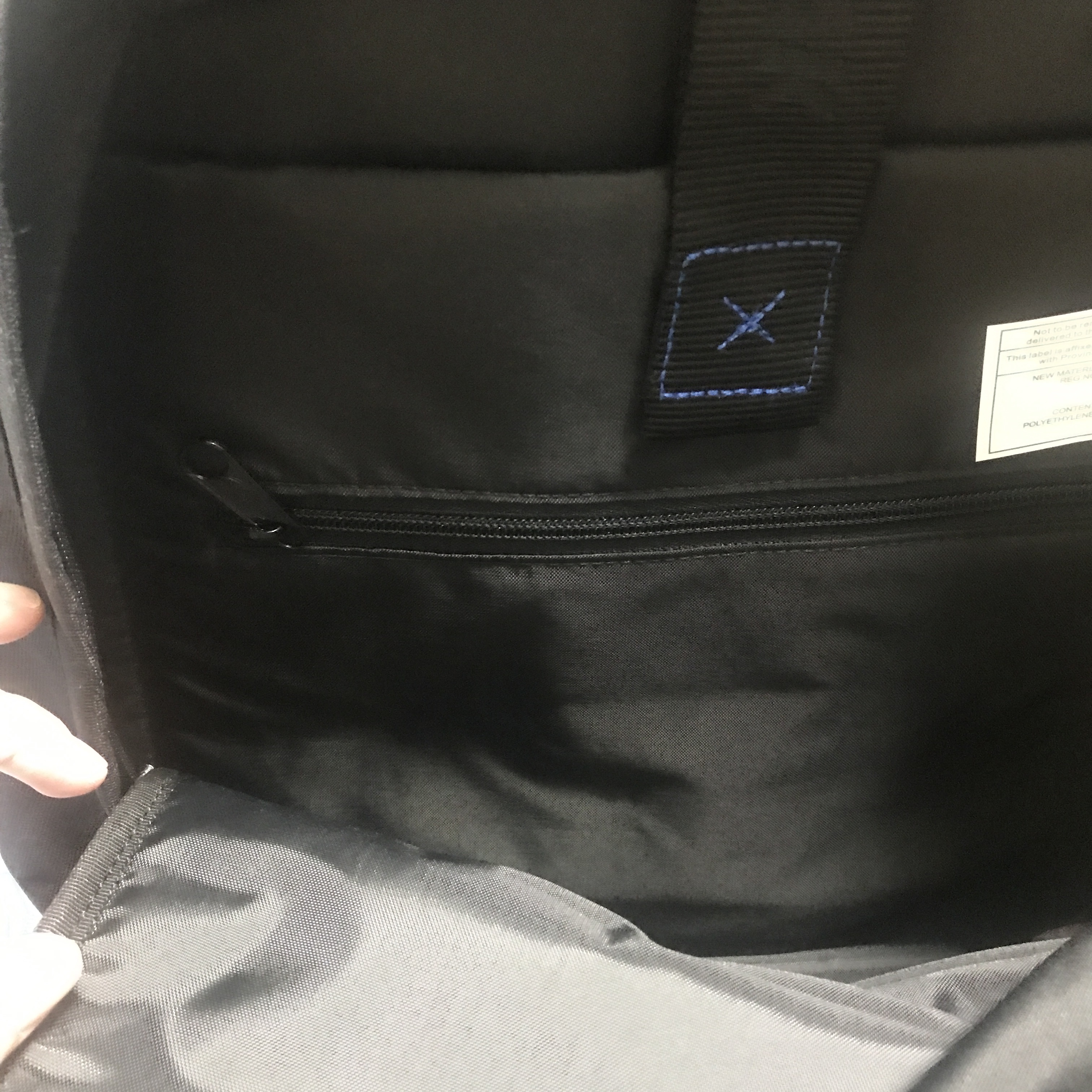 Ader Error x Eastpak Pak’r Backpack Black 착용 스타일 - 5