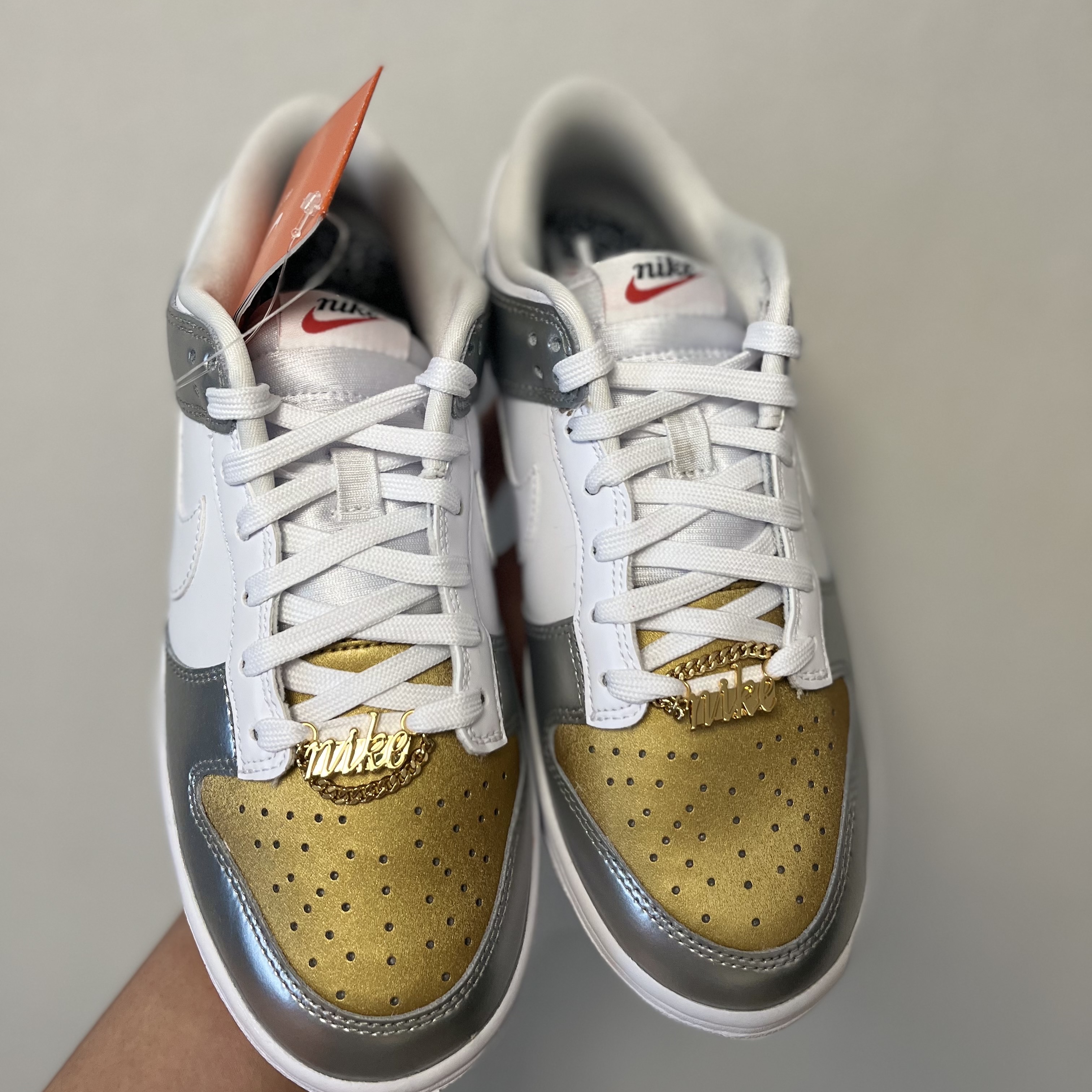 (W) Nike Dunk Low SE Heirloom 착용 스타일 - 2
