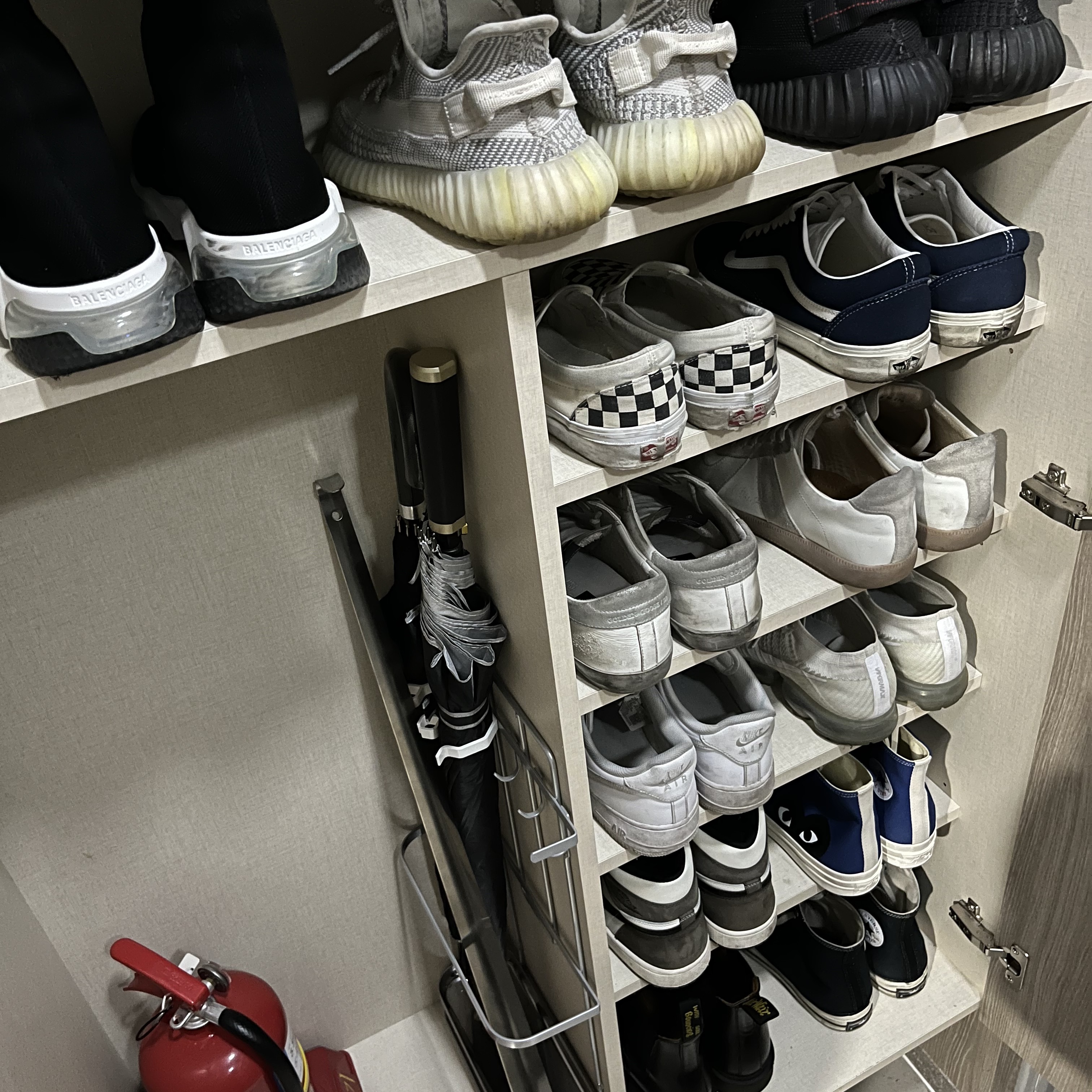 Adidas Yeezy Boost 350 V2 Static - Non-Reflective 2018, Adidas Yeezy Boost 350 V2 Black - Non-Reflective 착용 스타일
