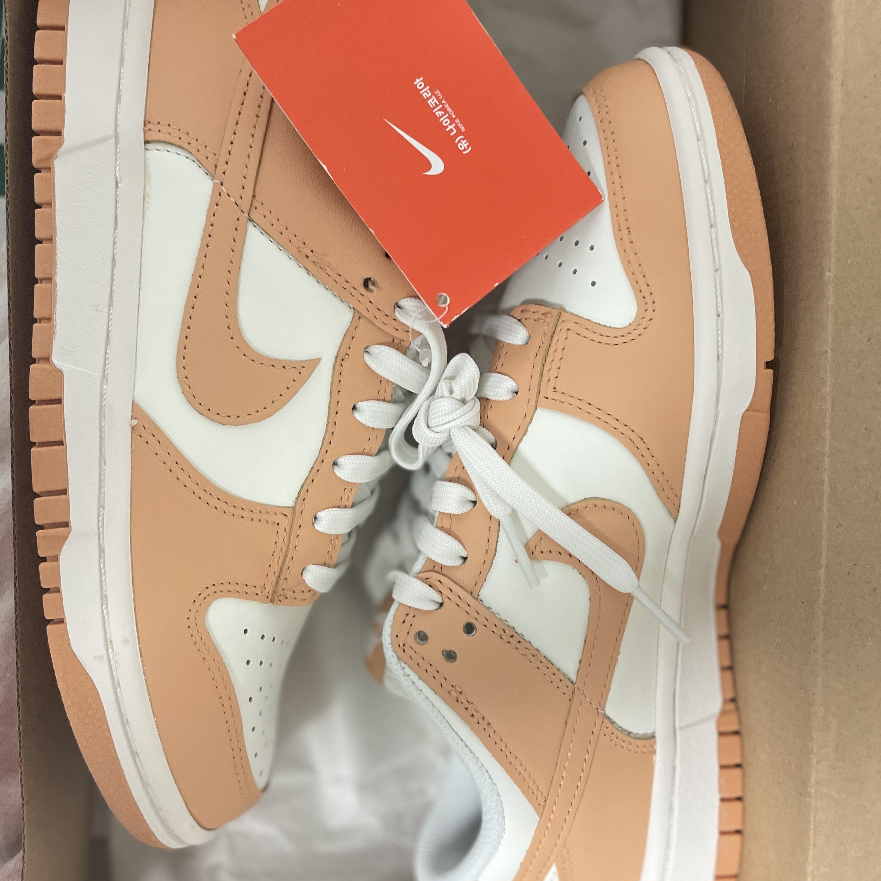(W) Nike Dunk Low Harvest Moon 착용 스타일 - 2