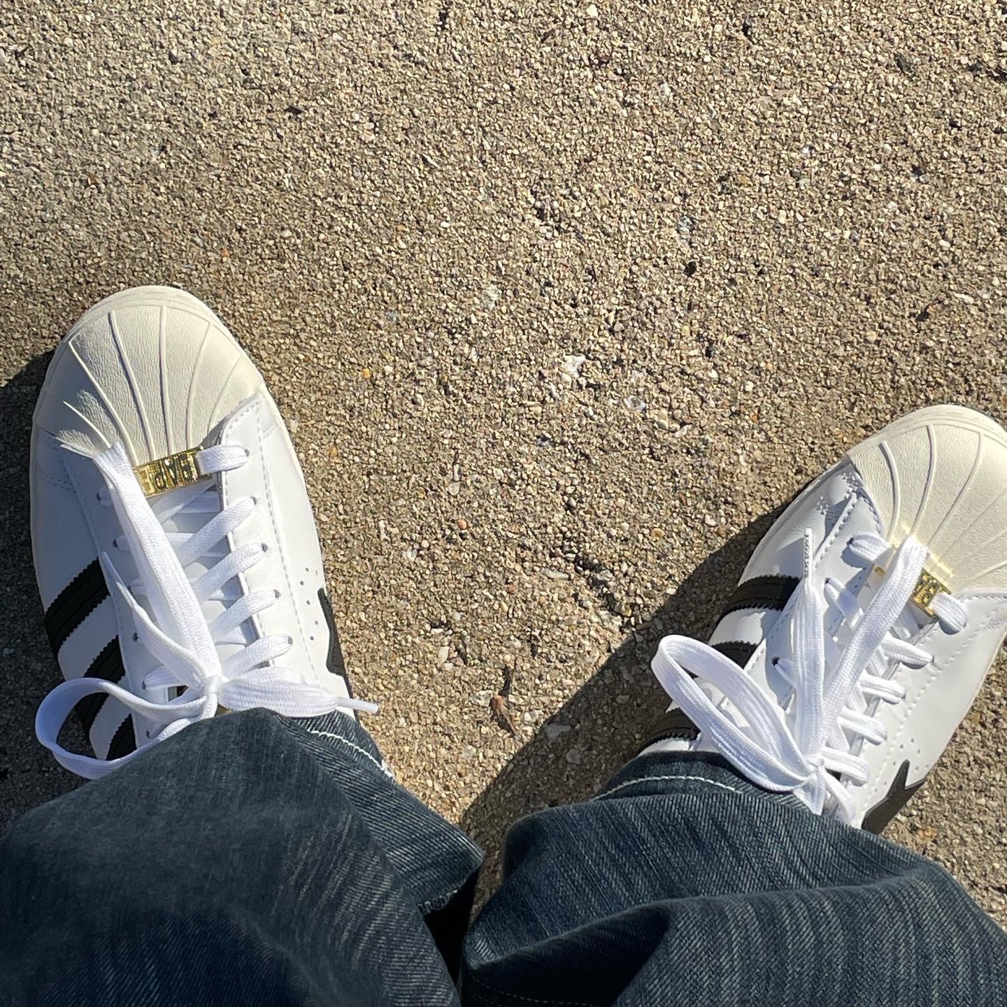 Adidas x BAPE Superstar 80s White Black 착용 스타일