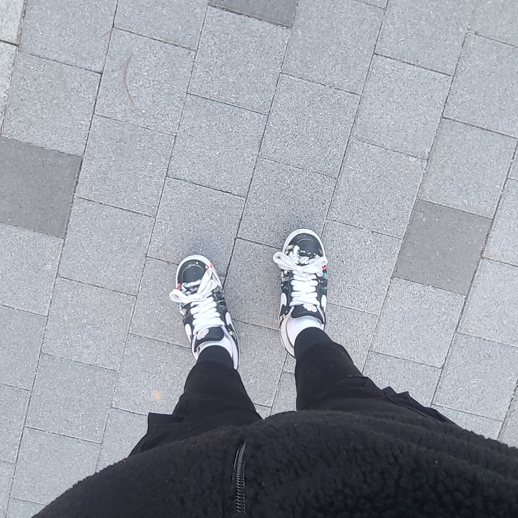 Nike Big Swoosh Full Zip Jacket Black Sail, Nike x Peaceminusone Air Force 1 Low Para-Noise 착용 스타일 - 2