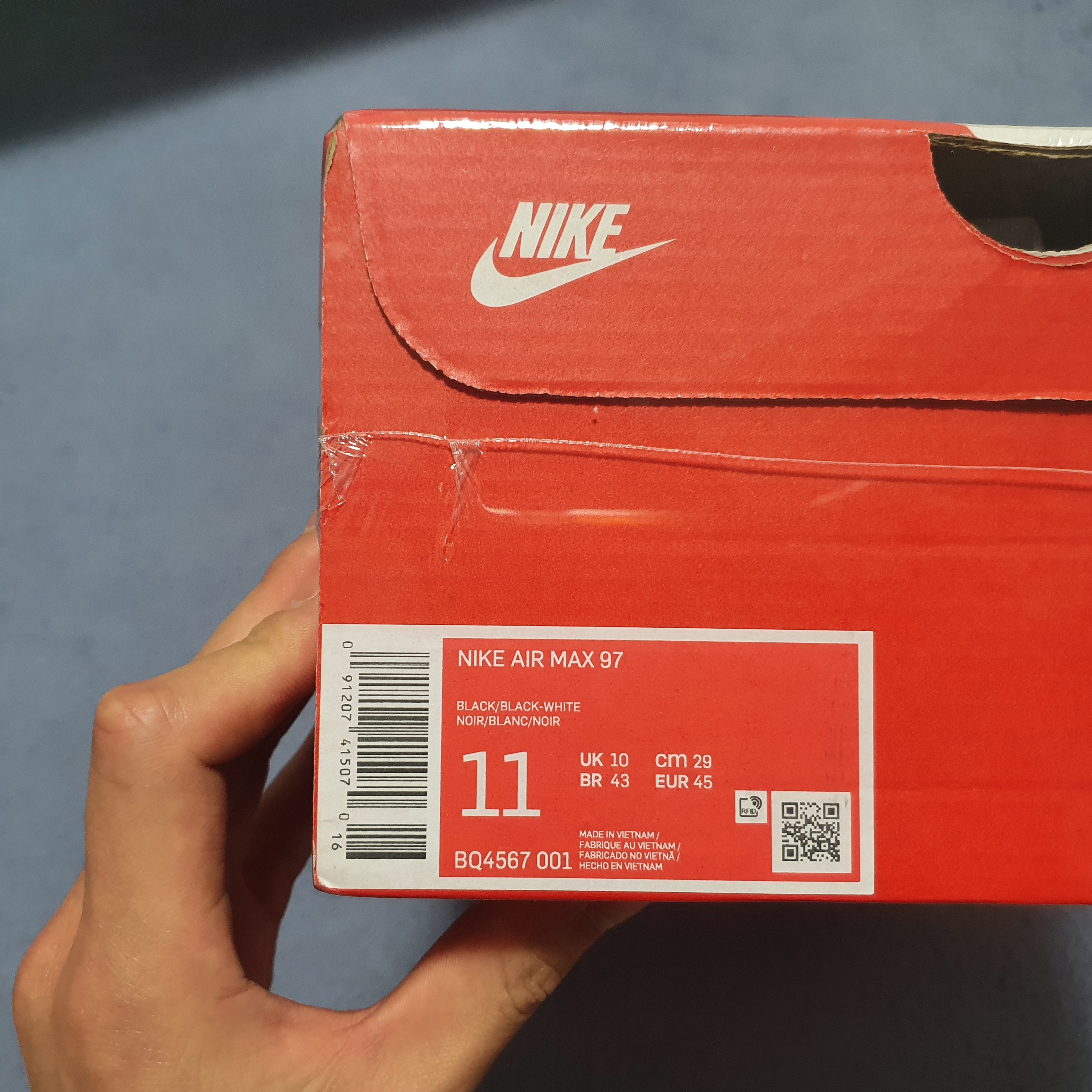 Nike Air Max 97 Triple Black 착용 스타일 - 5