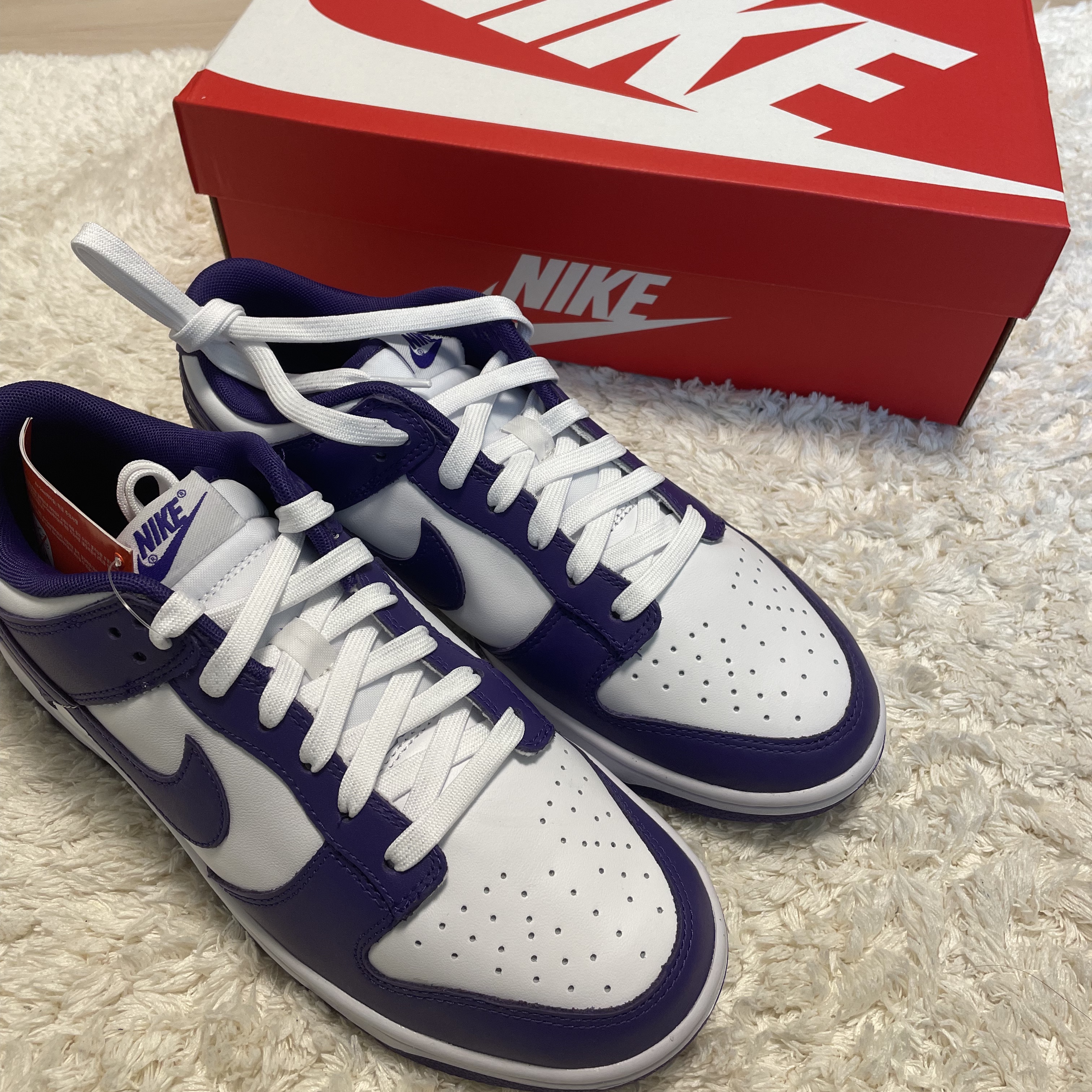 Nike Dunk Low Retro Championship Court Purple 착용 스타일
