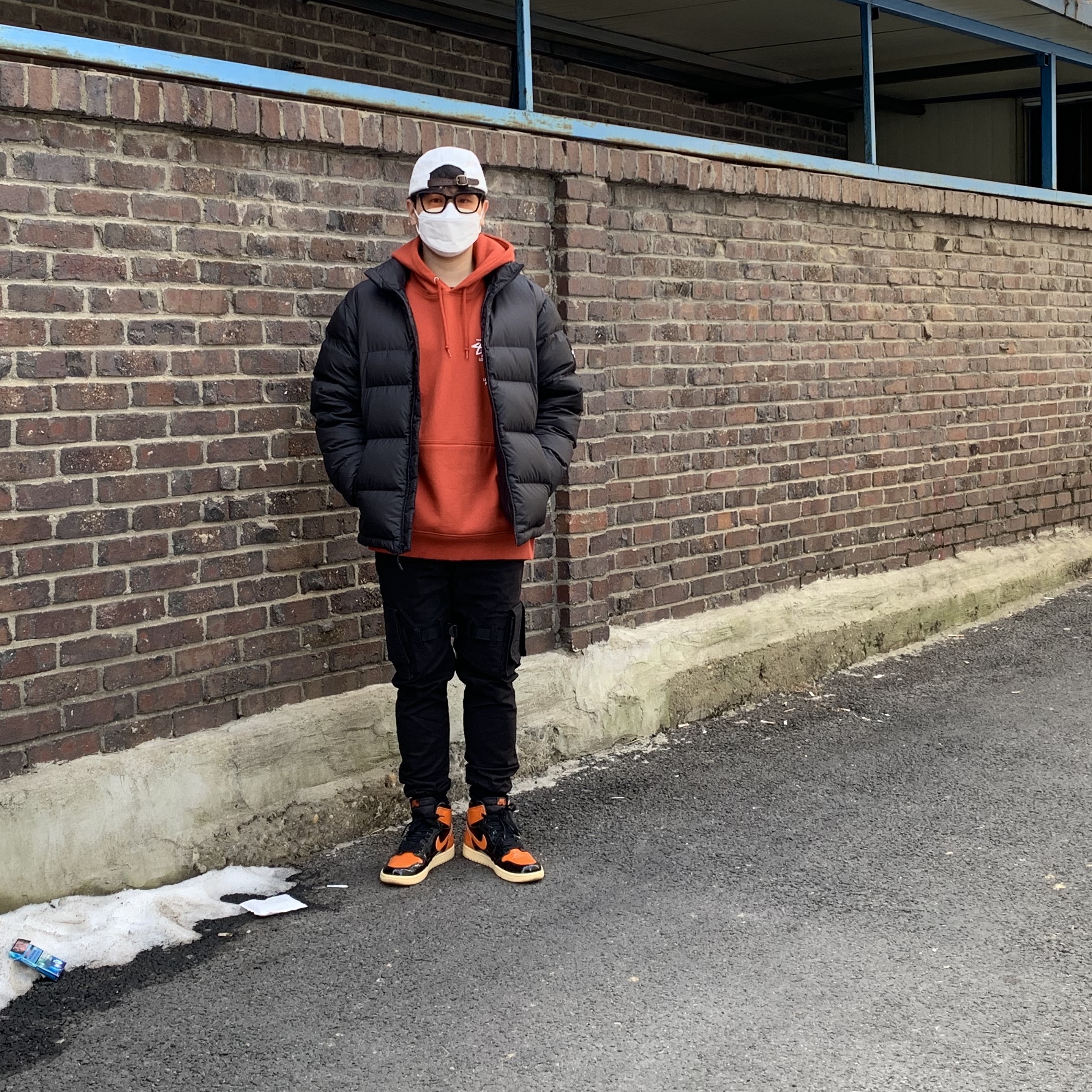 Jordan 1 Retro High Shattered Backboard 3.0, Supreme Fine Wale Corduroy Camp Cap White - 21SS 착용 스타일