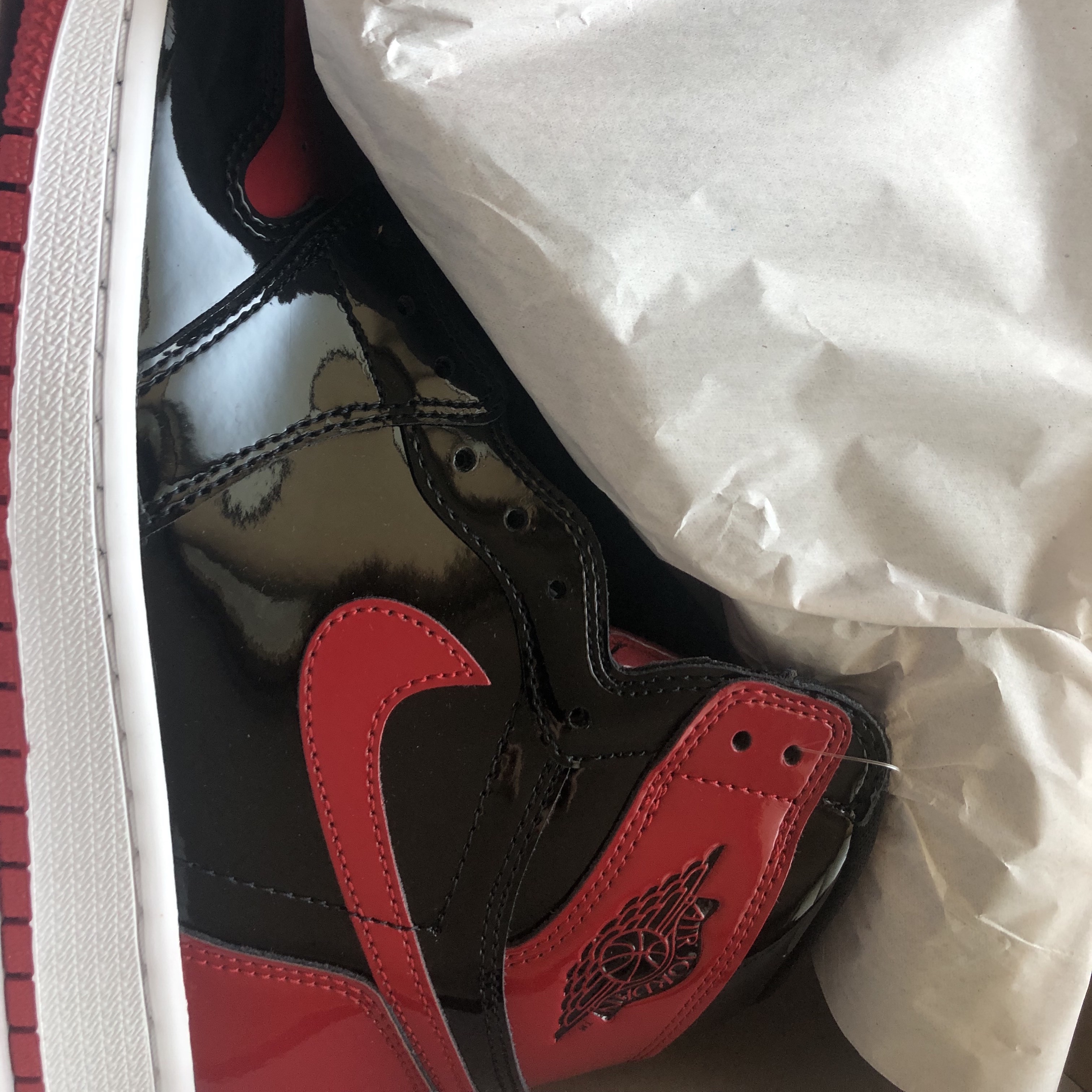Jordan 1 Retro High OG Patent Bred 착용 스타일