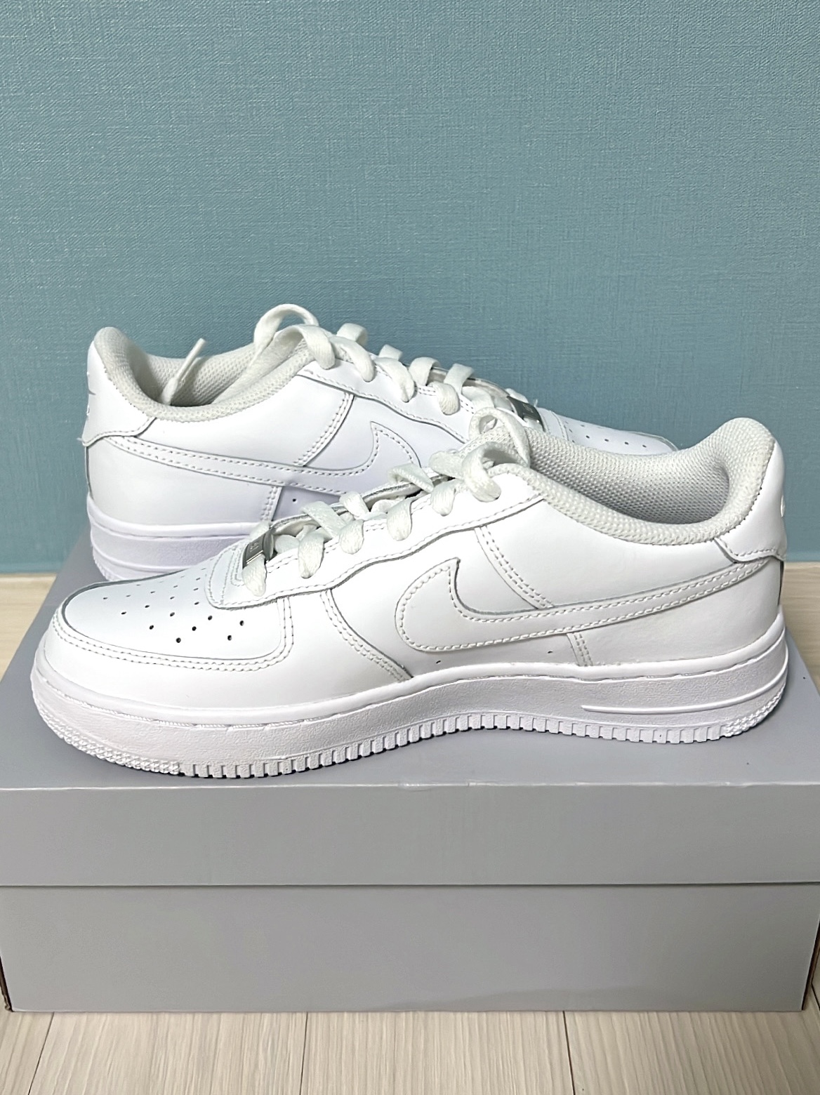 Nike Air Force 1 '07 Low White 착용 스타일 - 3