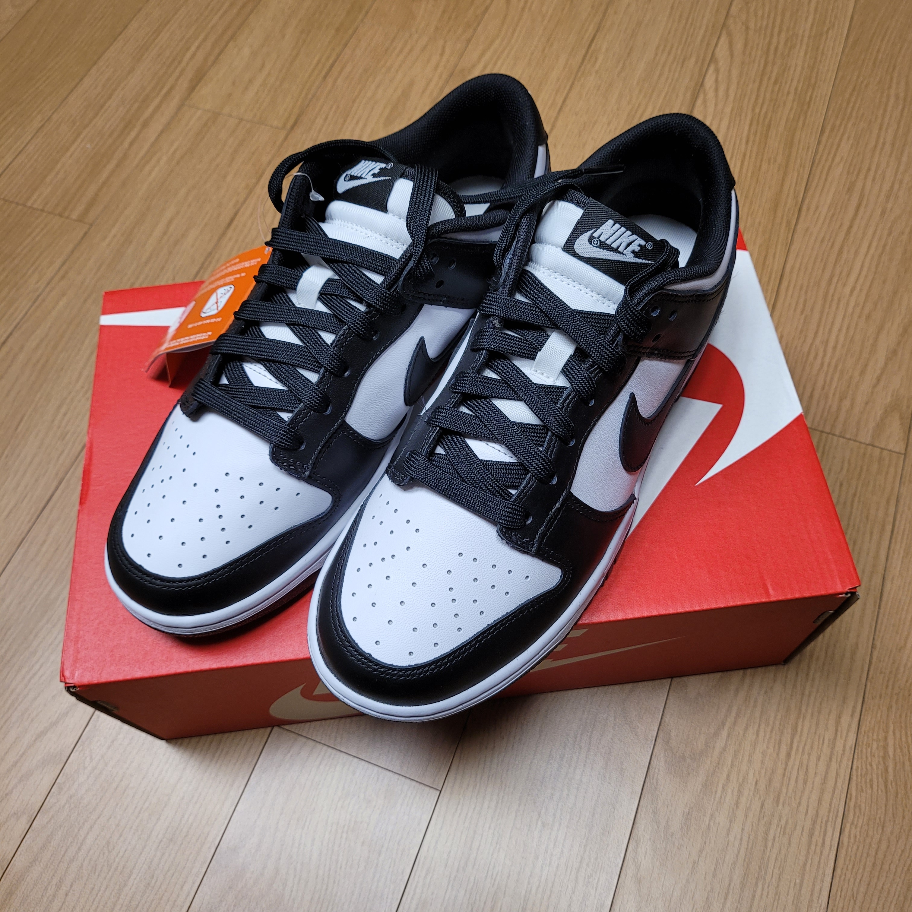 Nike Dunk Low Retro Black 착용 스타일