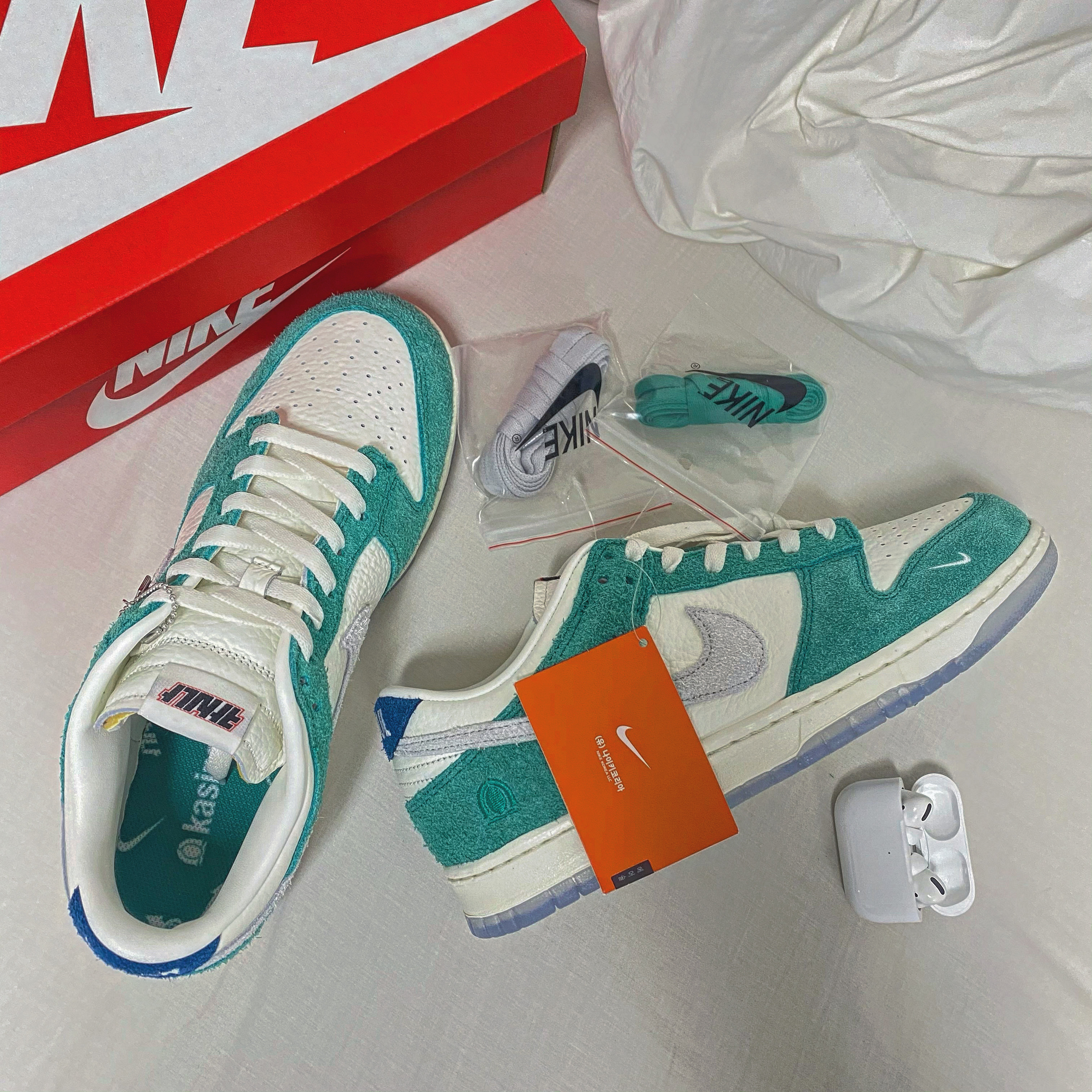 Nike x Kasina Dunk Low Road Sign - Kasina Exclusive 착용 스타일