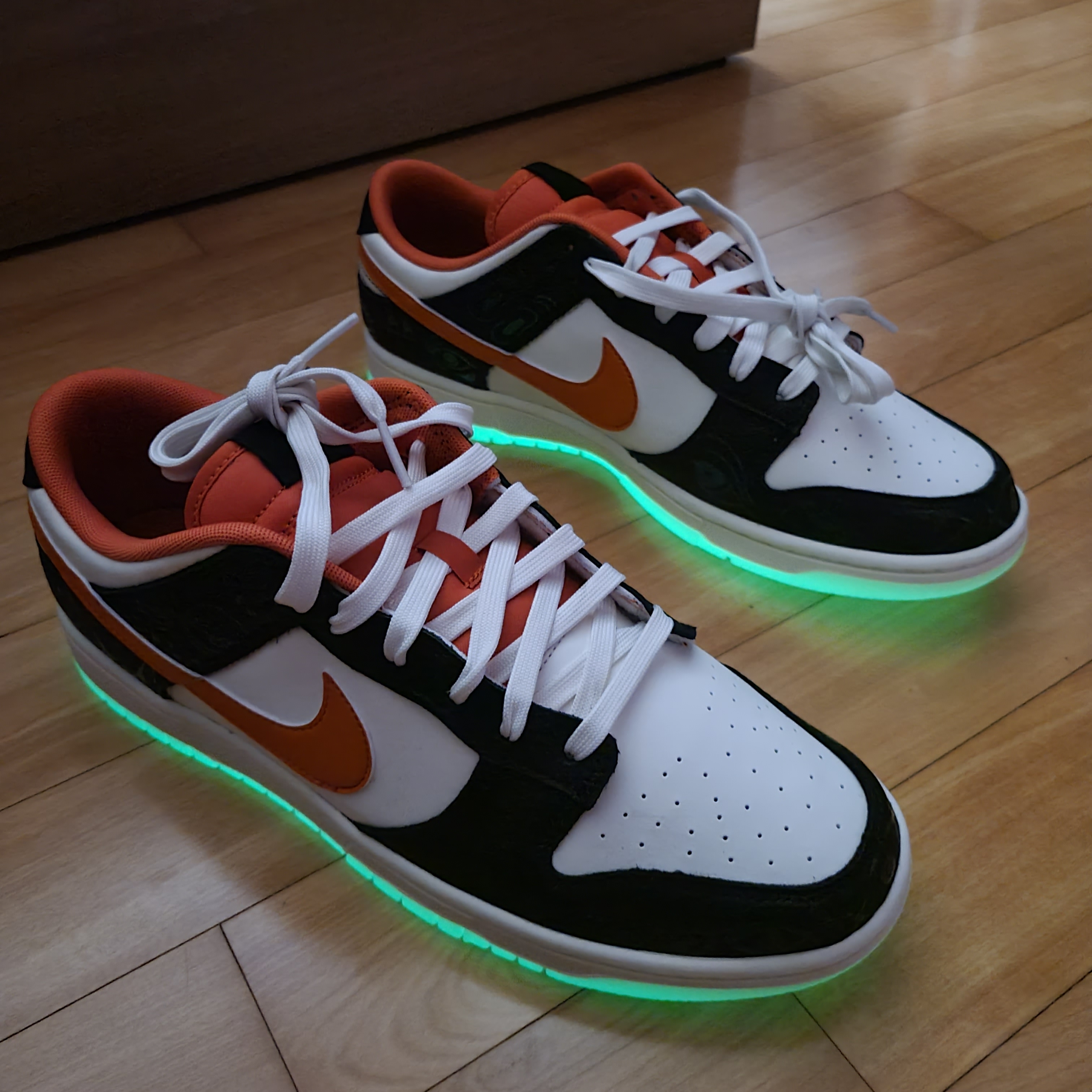 Nike Dunk Low Retro PRM Halloween 착용 스타일 - 2