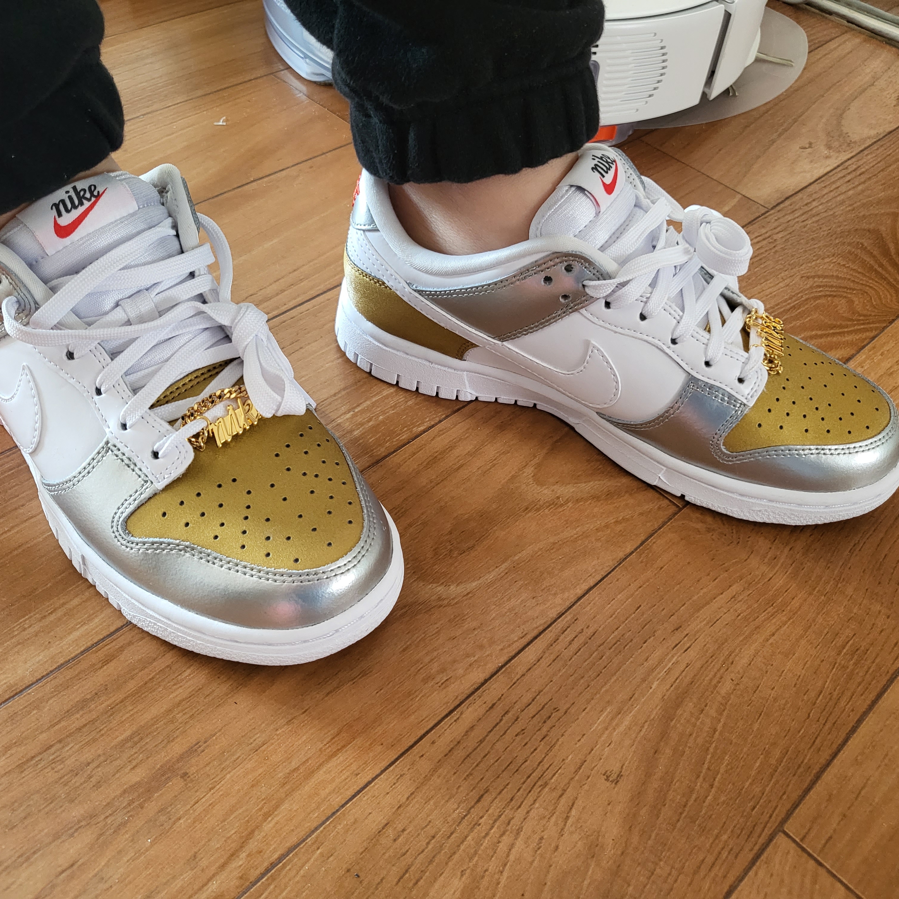 (W) Nike Dunk Low SE Heirloom 착용 스타일 - 5