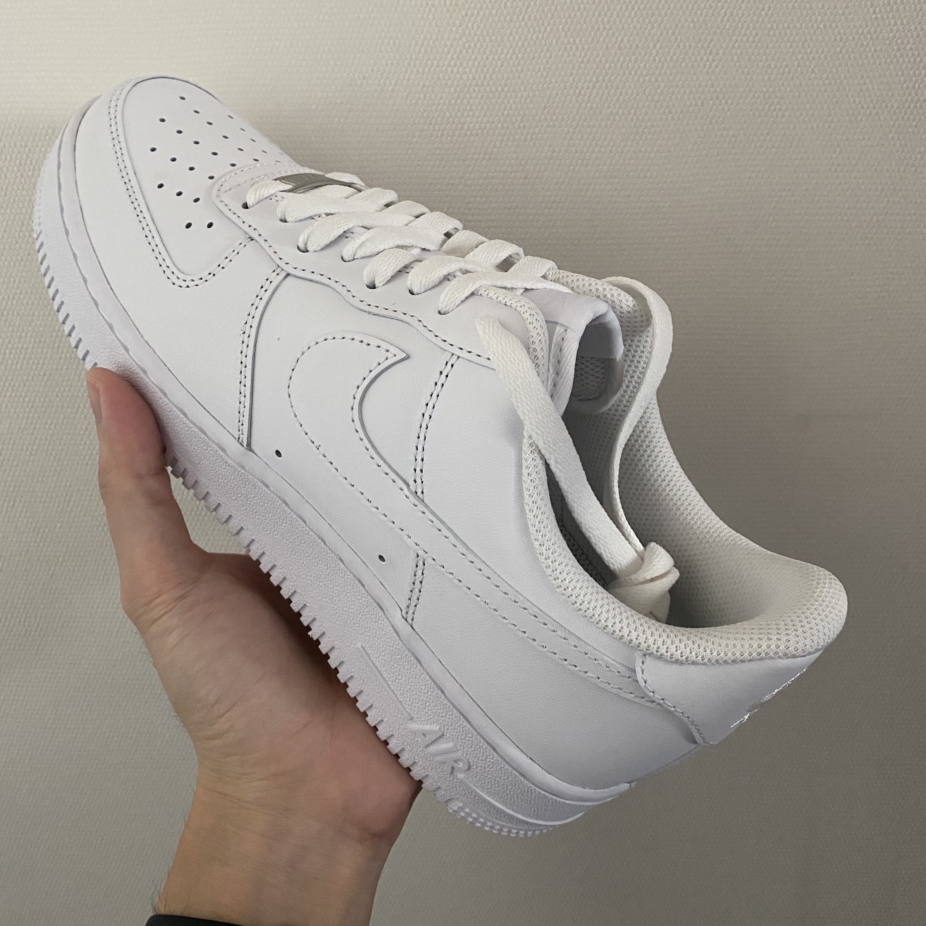 Nike Air Force 1 '07 Low White 착용 스타일