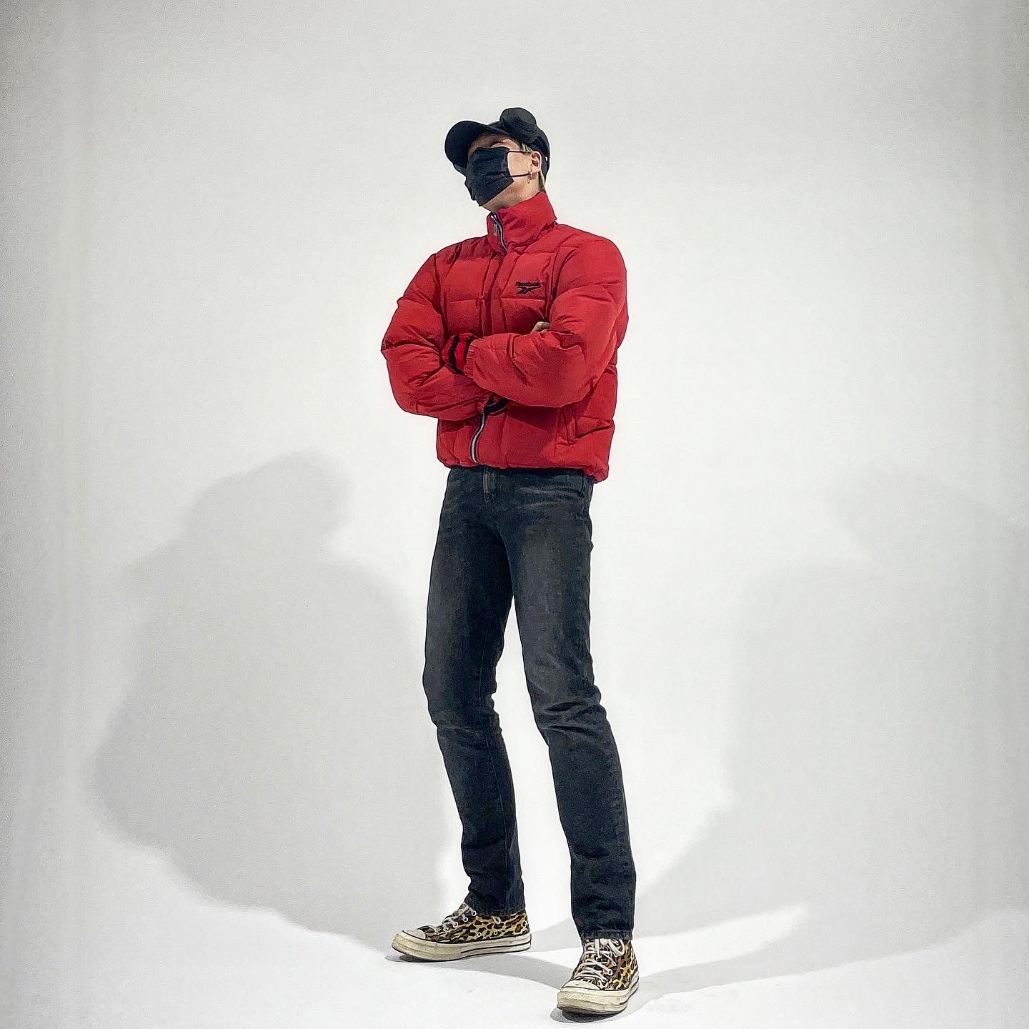 Converse x Invincible x Wacko Maria Chuck 70 Hi 착용 스타일 - 2