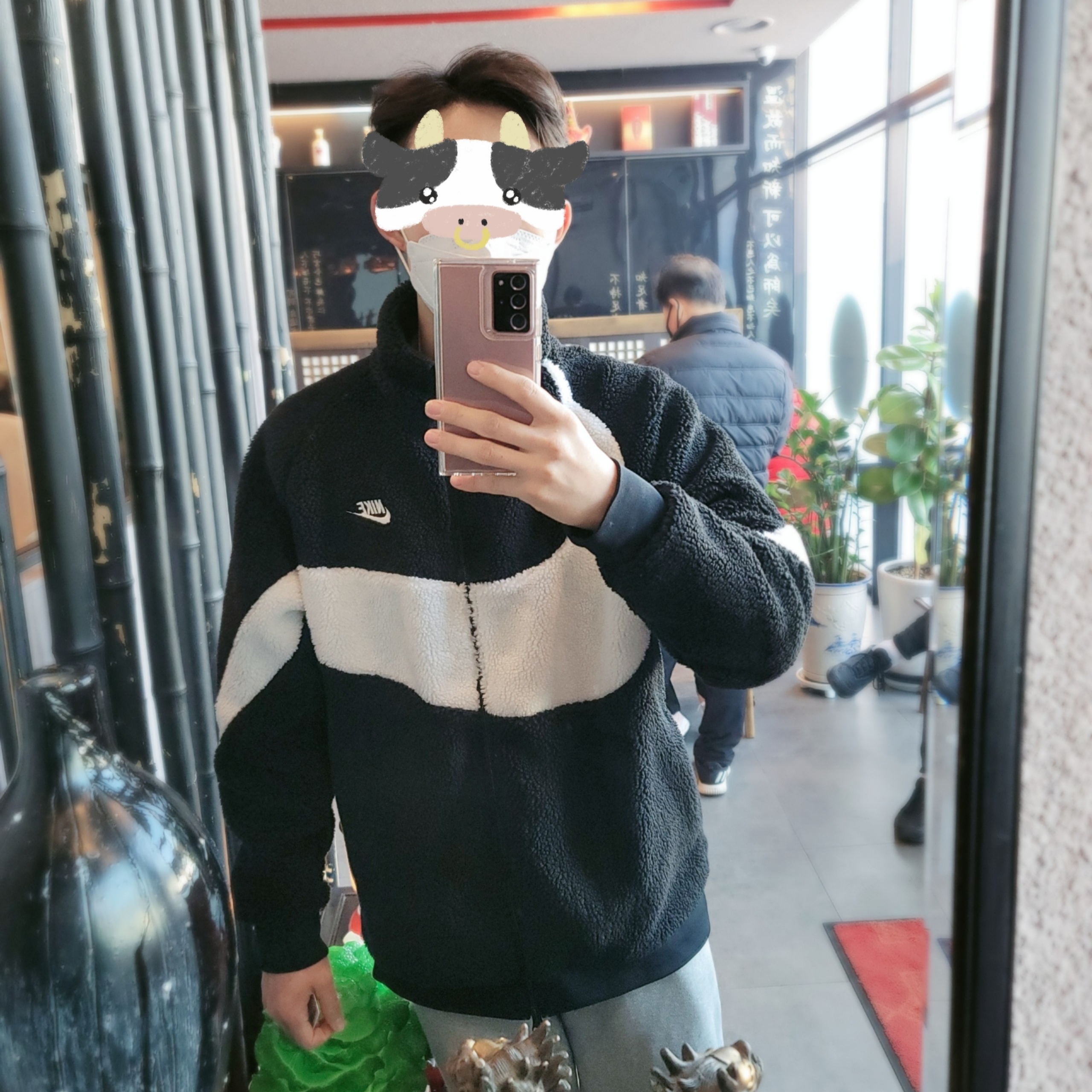 Nike Big Swoosh Full Zip Jacket Black Sail, Nike Air Max 95 Essential Triple Black 2020 착용 스타일