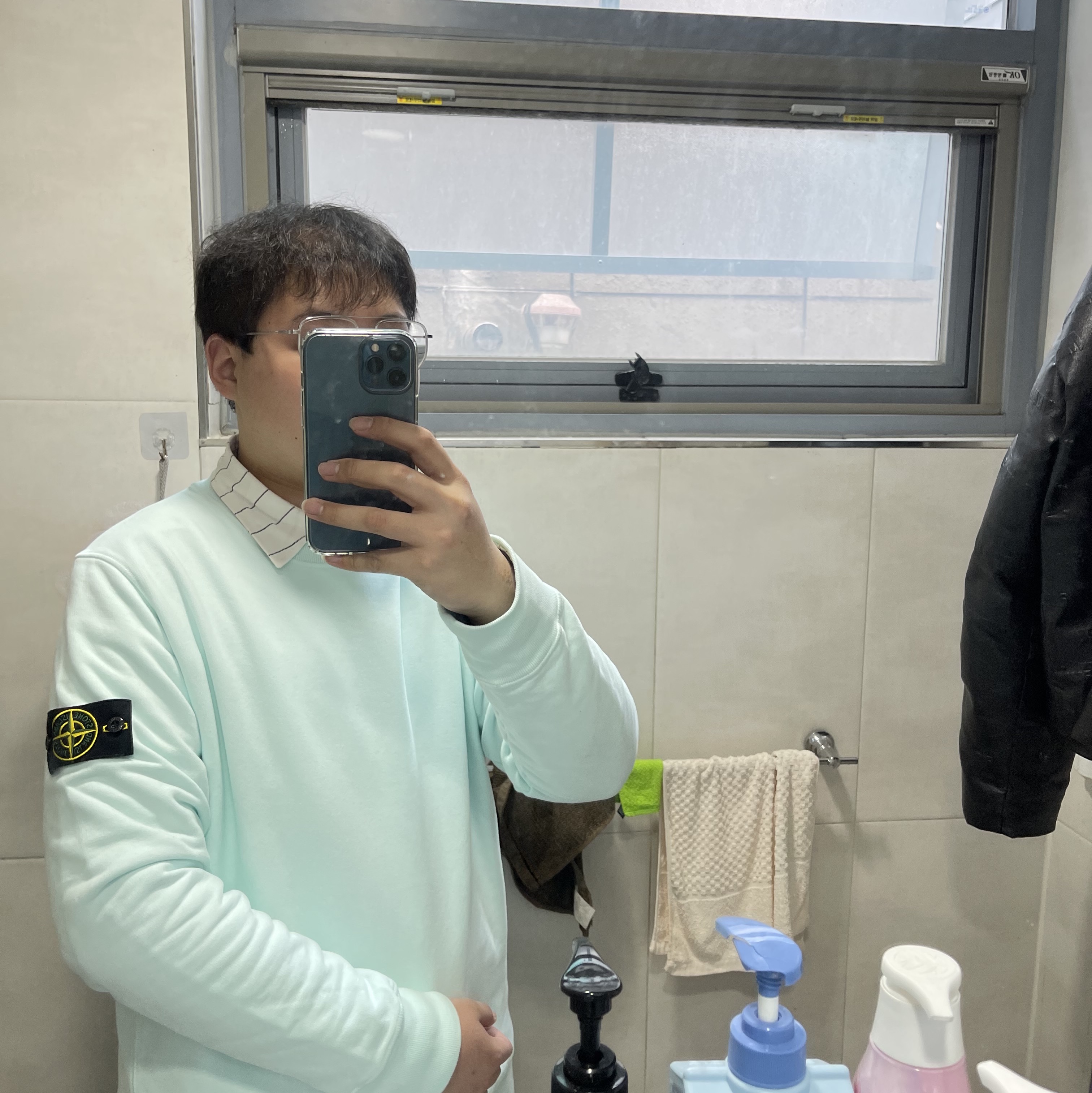 Stone Island 63020 Crewneck Sweatshirt Light Green - 21FW 착용 스타일