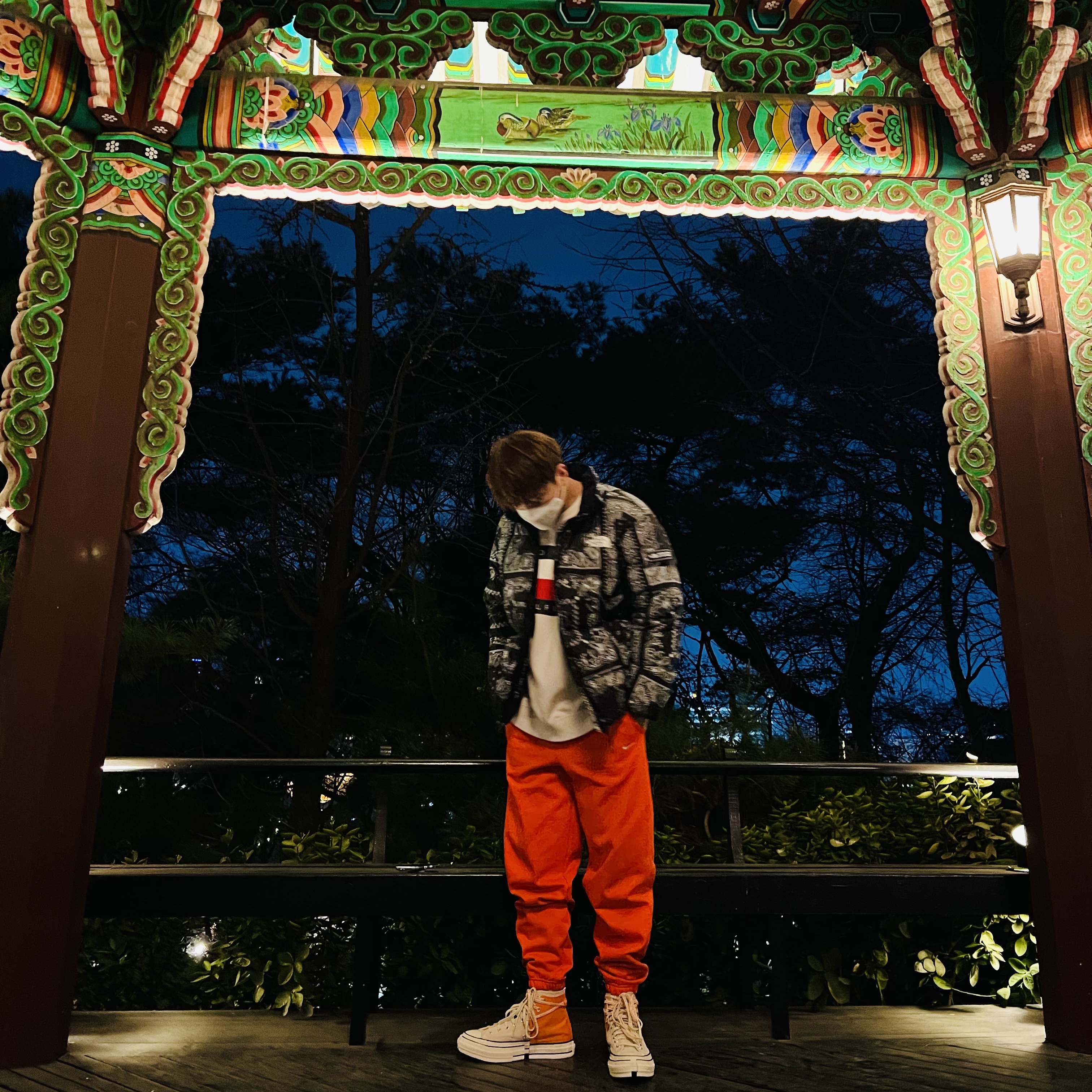 Nike M NRG MIUSA Fleece Pants Red, Converse x Feng Chen Wang Chuck 70 2-in-1 Persimmon Orange 착용 스타일