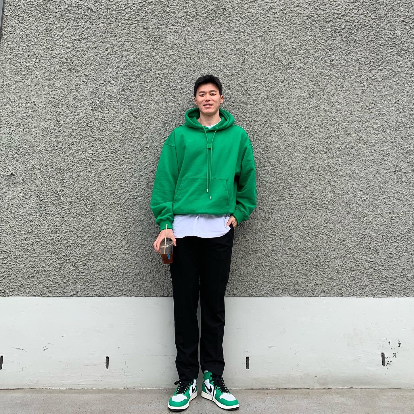 (W) Jordan 1 Retro High OG Lucky Green 착용 스타일 - 2