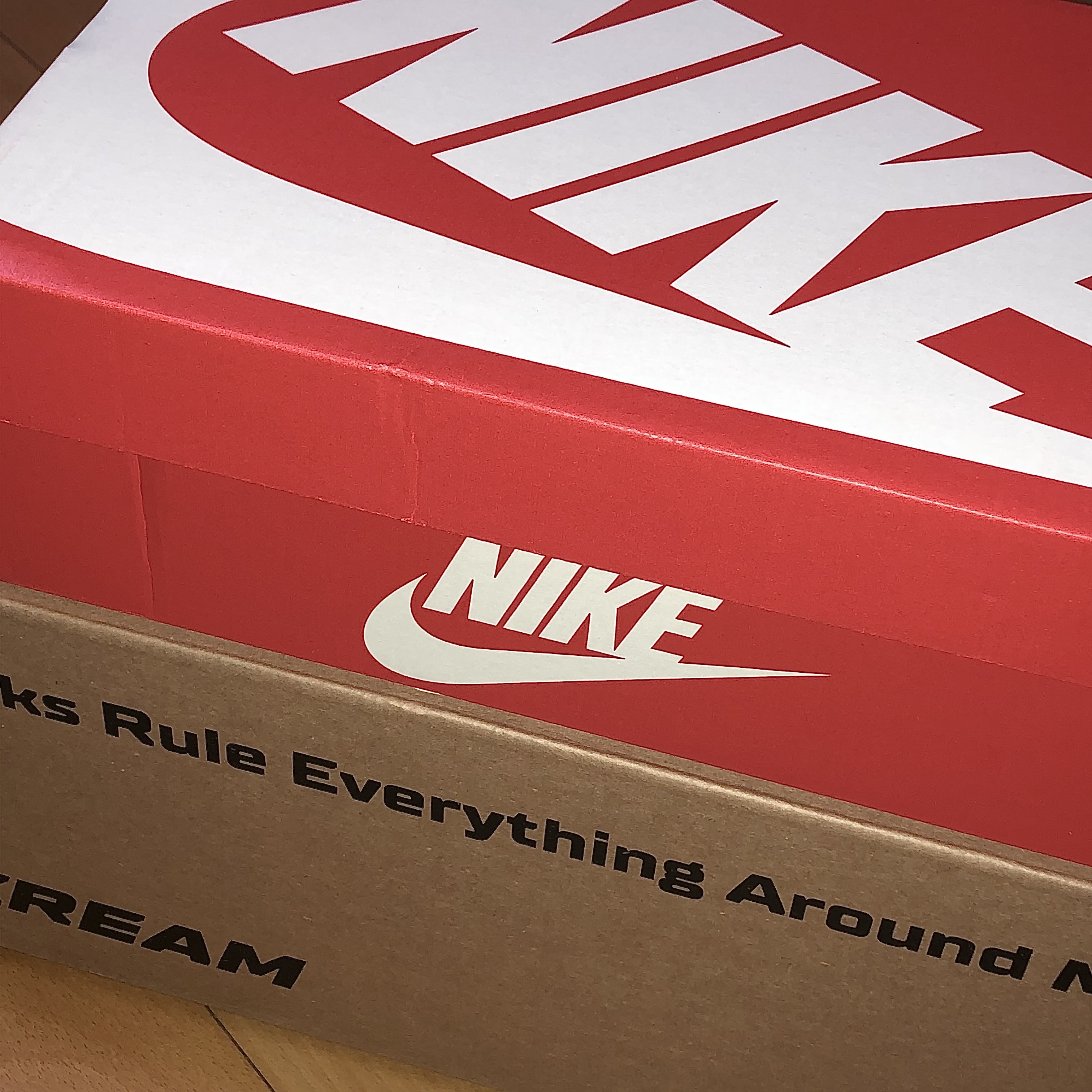 (W) Nike Dunk High Football Grey 착용 스타일 - 2