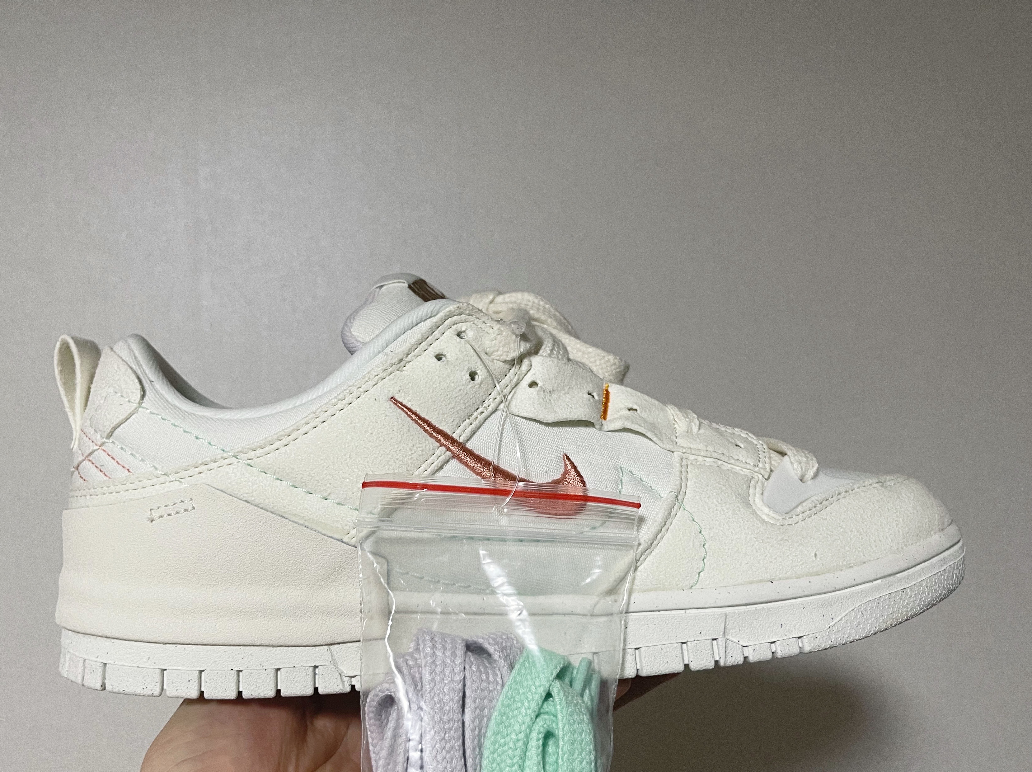 (W) Nike Dunk Low Disrupt 2 Pale Ivory Sail 착용 스타일 - 2