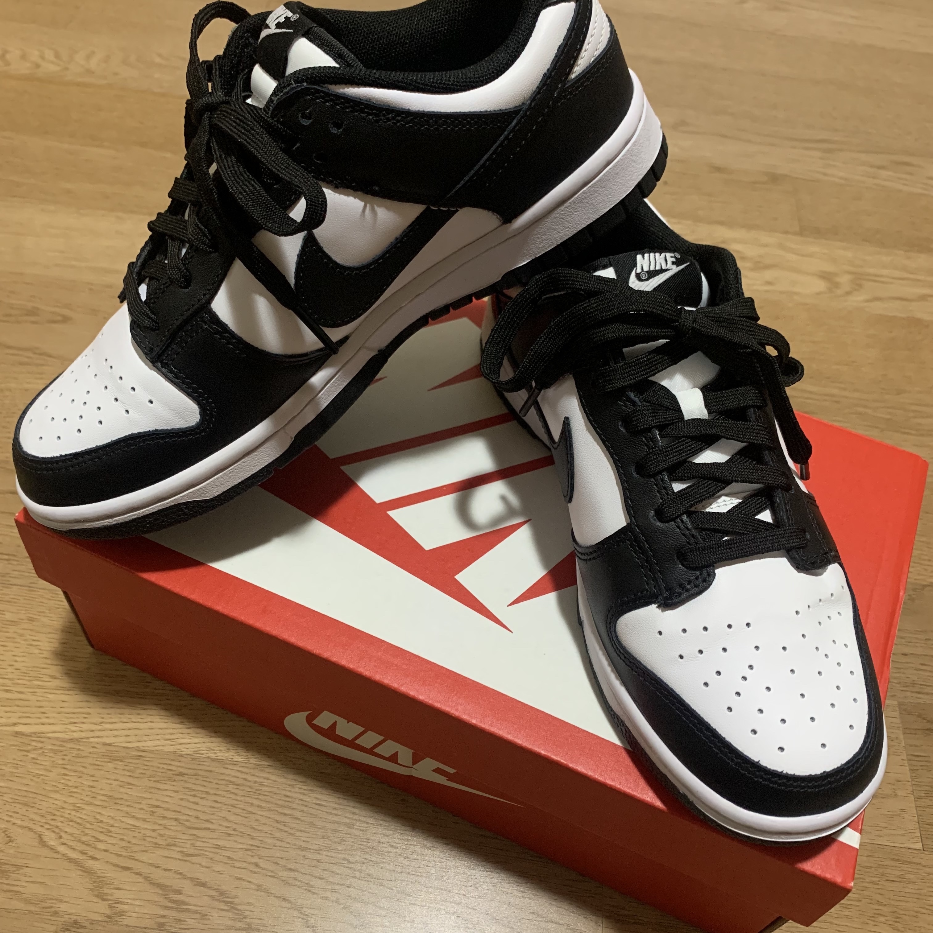 Nike Dunk Low Retro Black 착용 스타일 - 1
