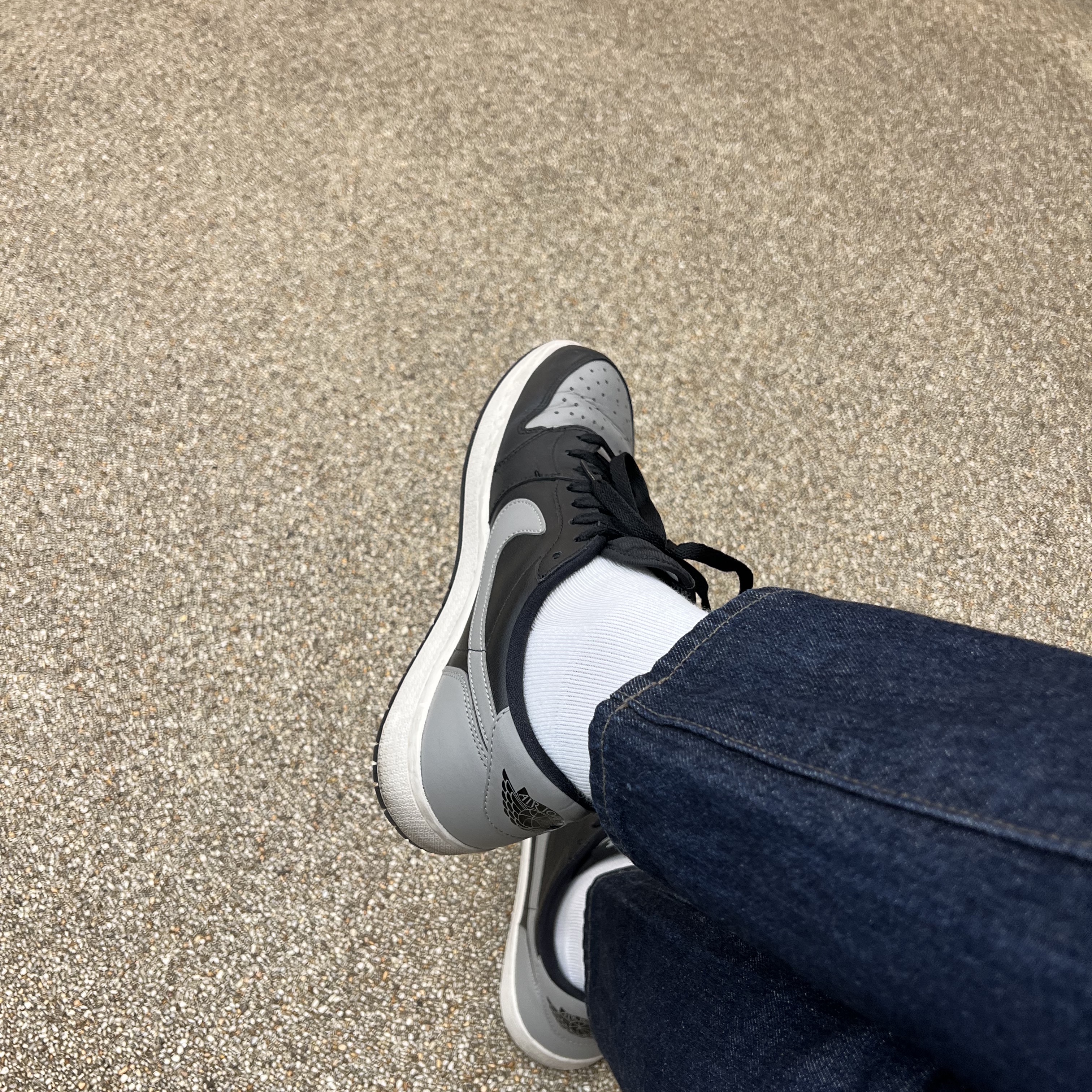Jordan 1 Retro Low OG Shadow 2015 착용 스타일