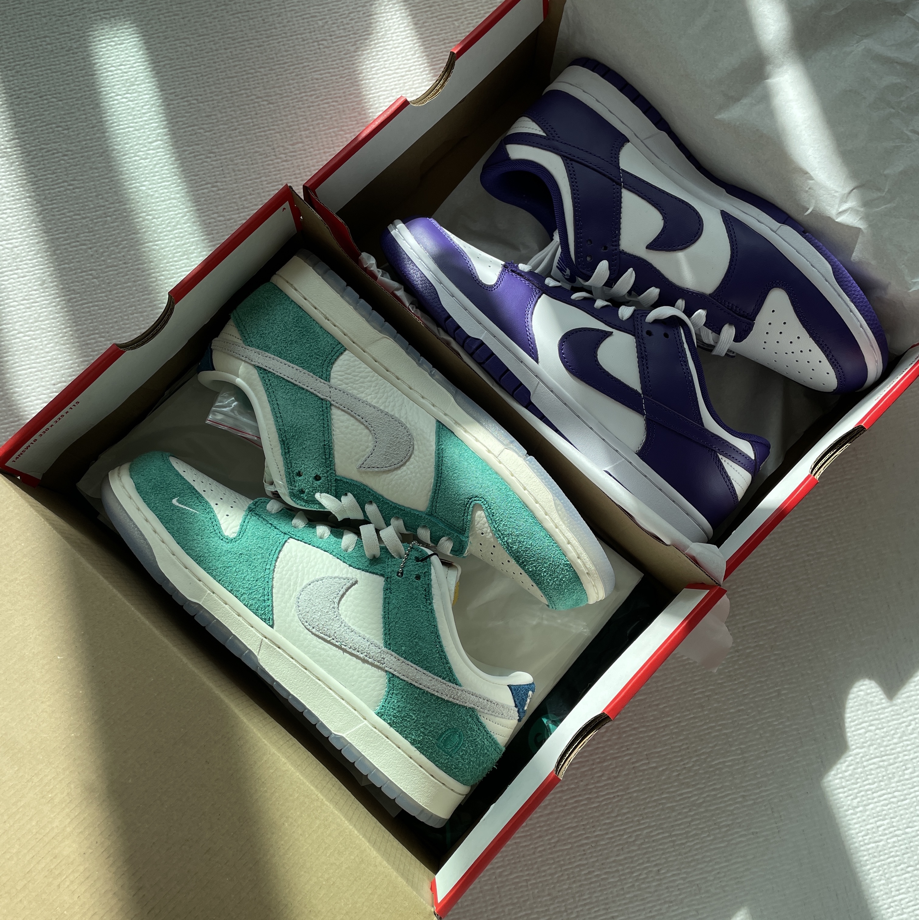 Nike x Kasina Dunk Low Road Sign - Kasina Exclusive, Nike Dunk Low Retro Championship Court Purple 착용 스타일