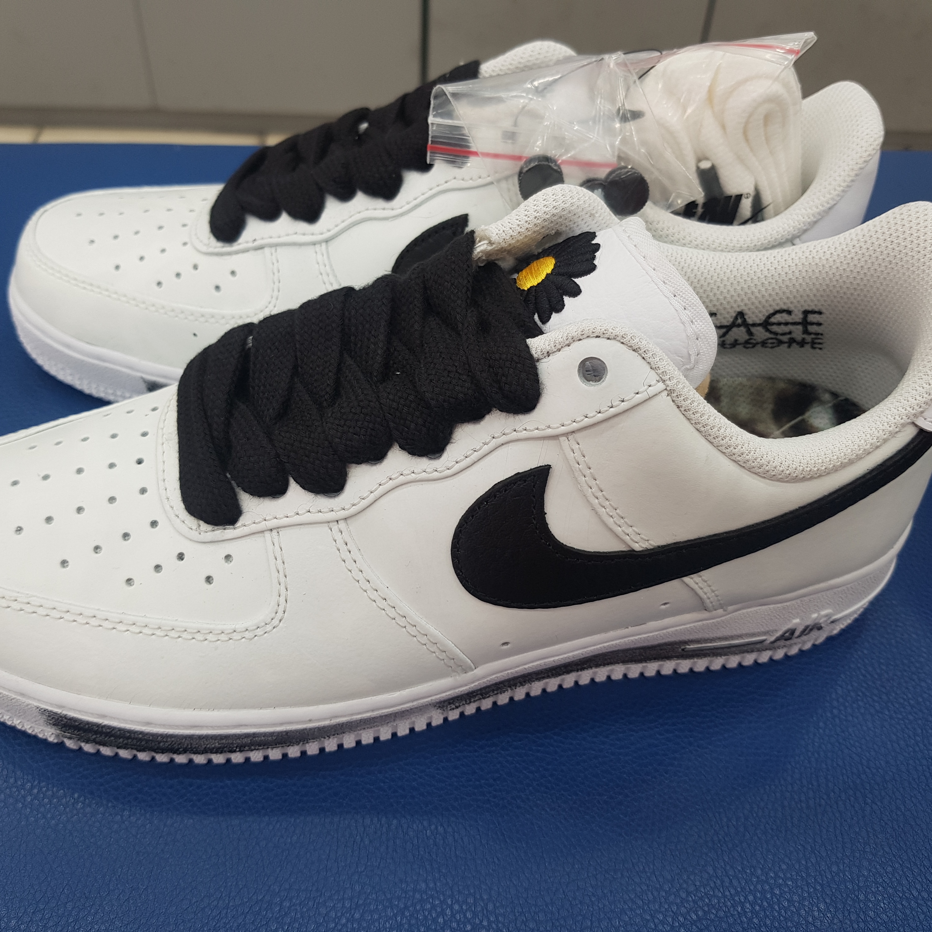 Nike x Peaceminusone Air Force 1 Low Para-Noise 2.0 착용 스타일 - 3