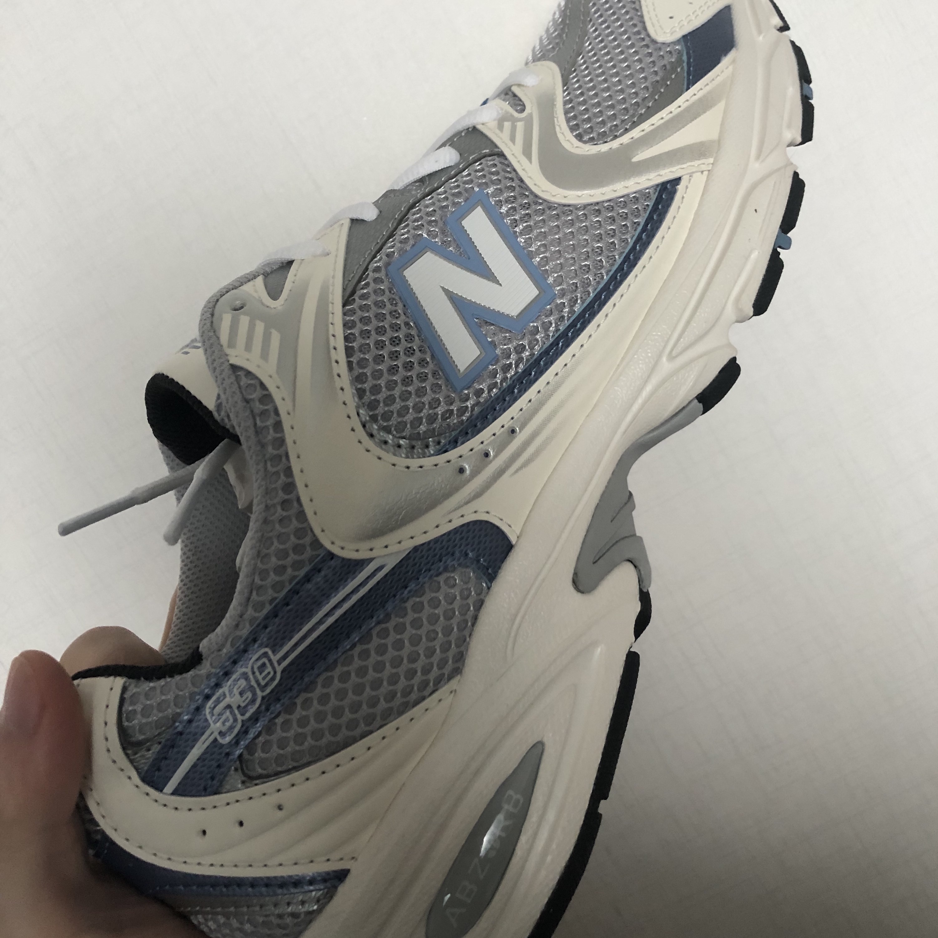 New Balance 530 Steel Blue 착용 스타일