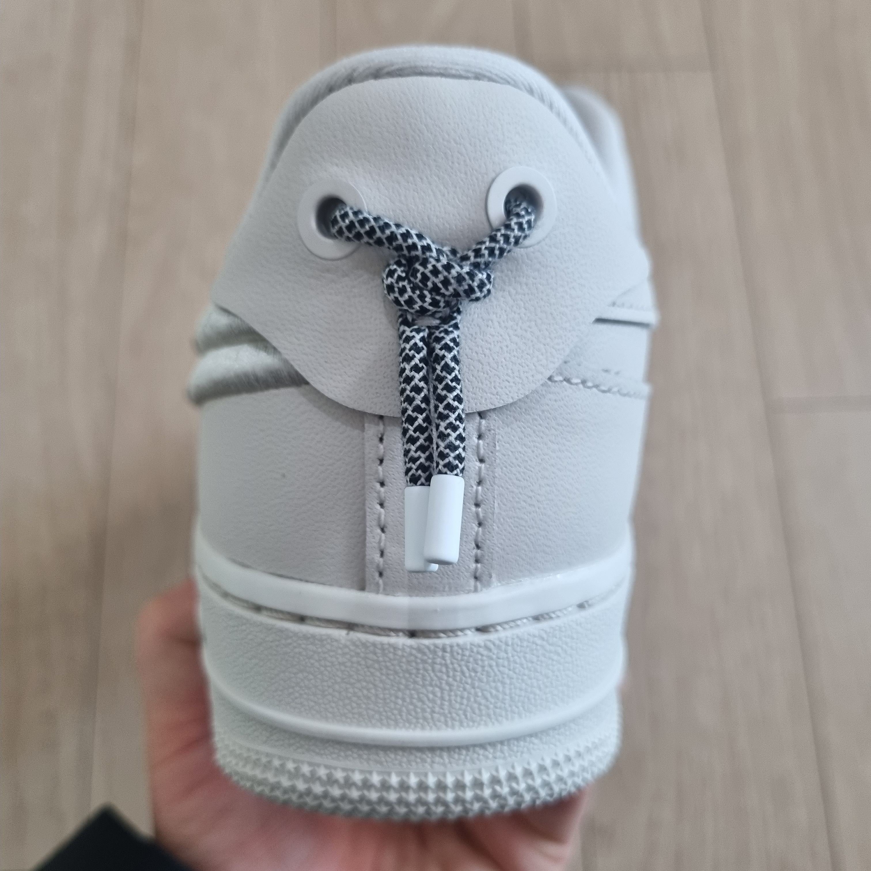 (W) Nike Air Force 1 '07 LX Light Orewood Brown 착용 스타일 - 3