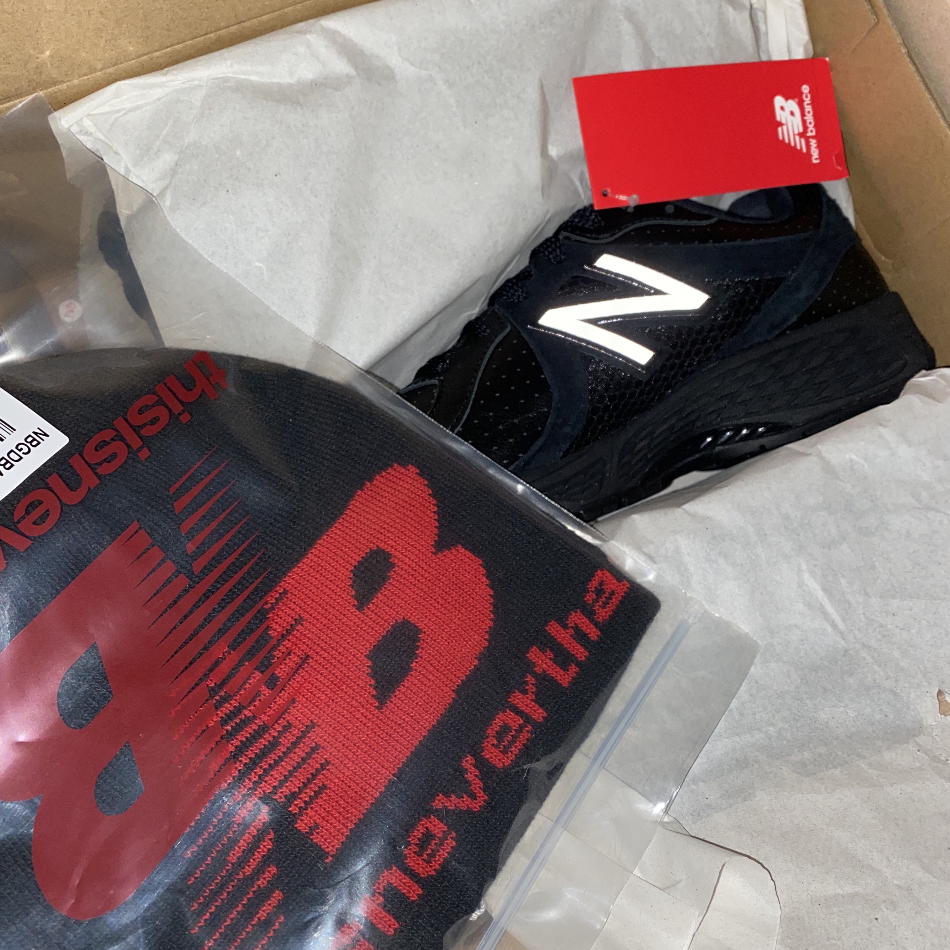 New Balance x Thisisneverthat 860v2 Black 착용 스타일