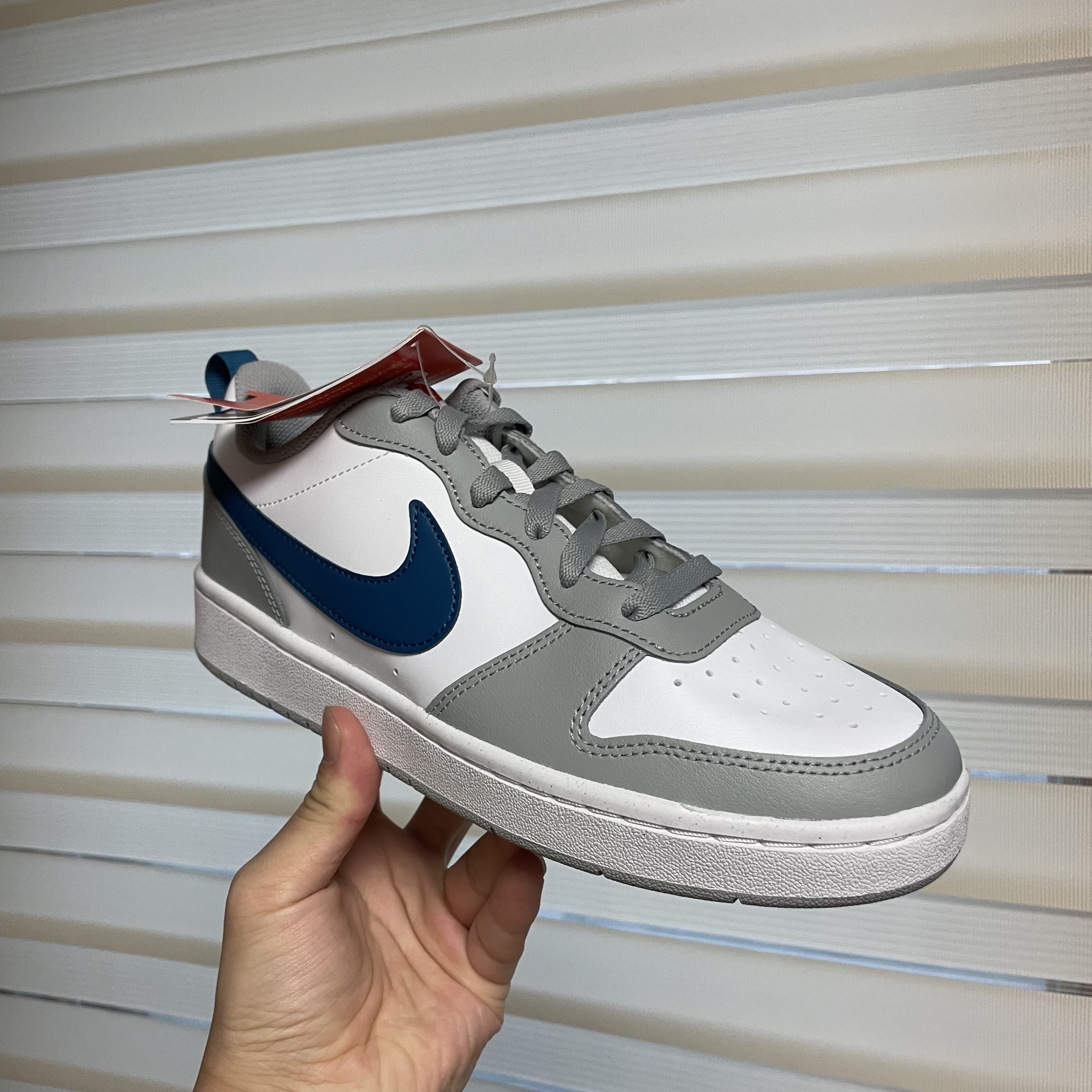 (GS) Nike Court Borough Low 2 Light Smoke Grey 착용 스타일