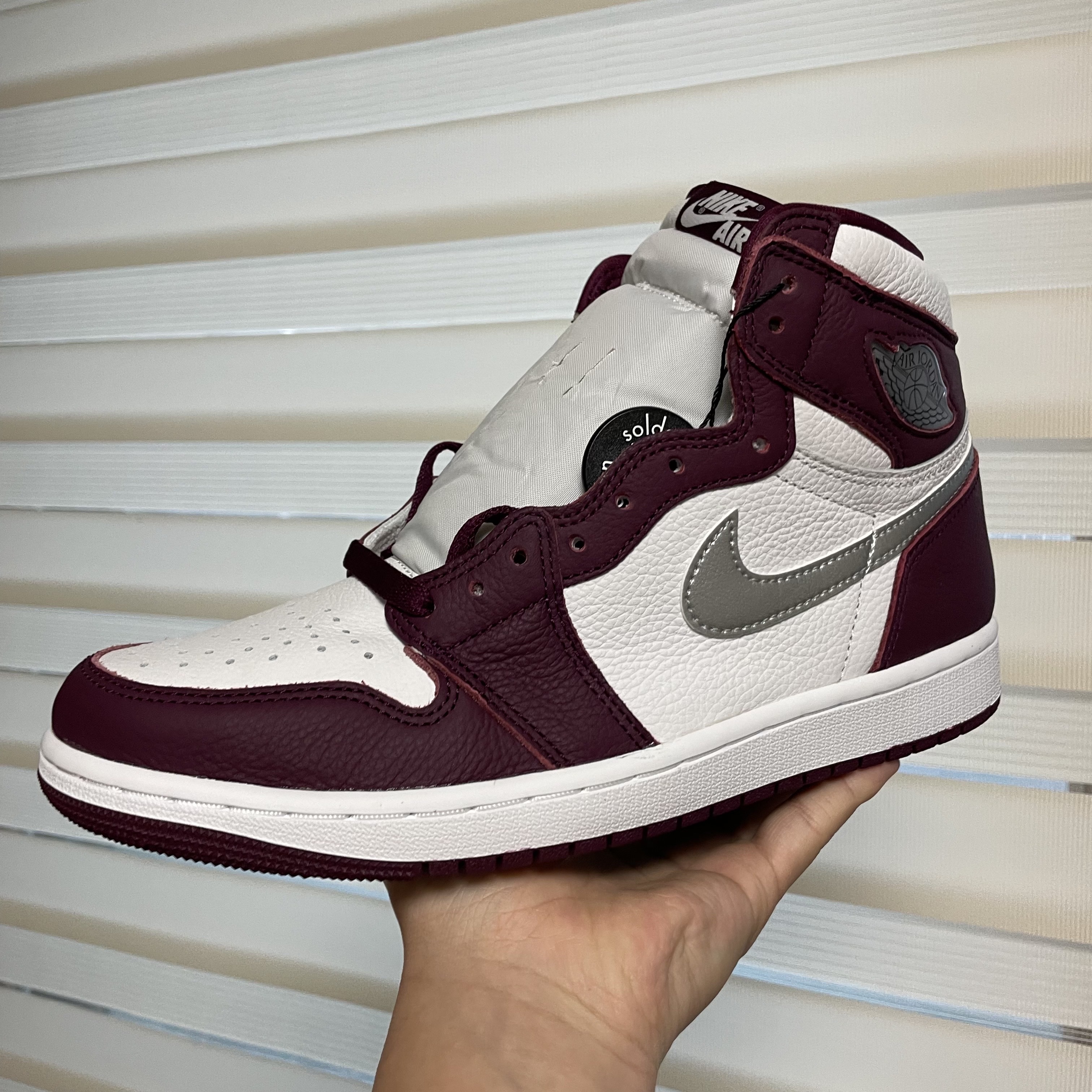 Jordan 1 Retro High OG Bordeaux 착용 스타일