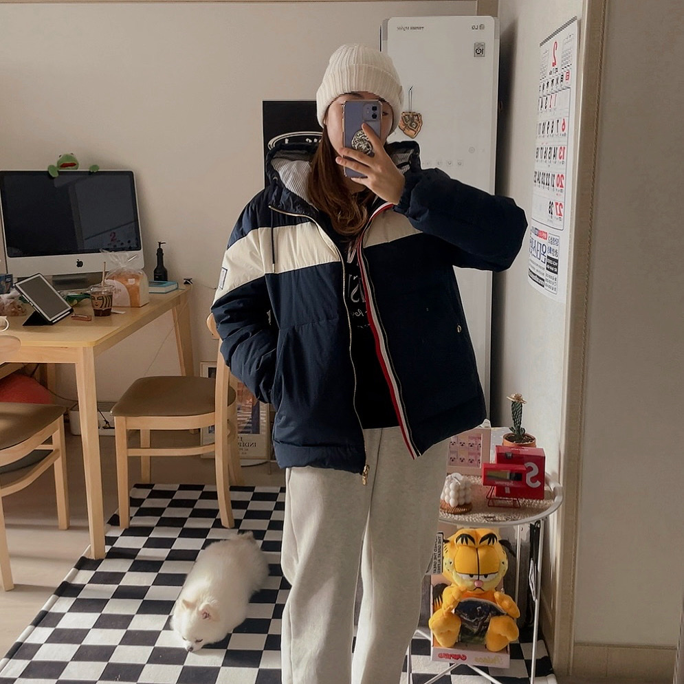 Nike NRG Beanie Summit White 착용 스타일
