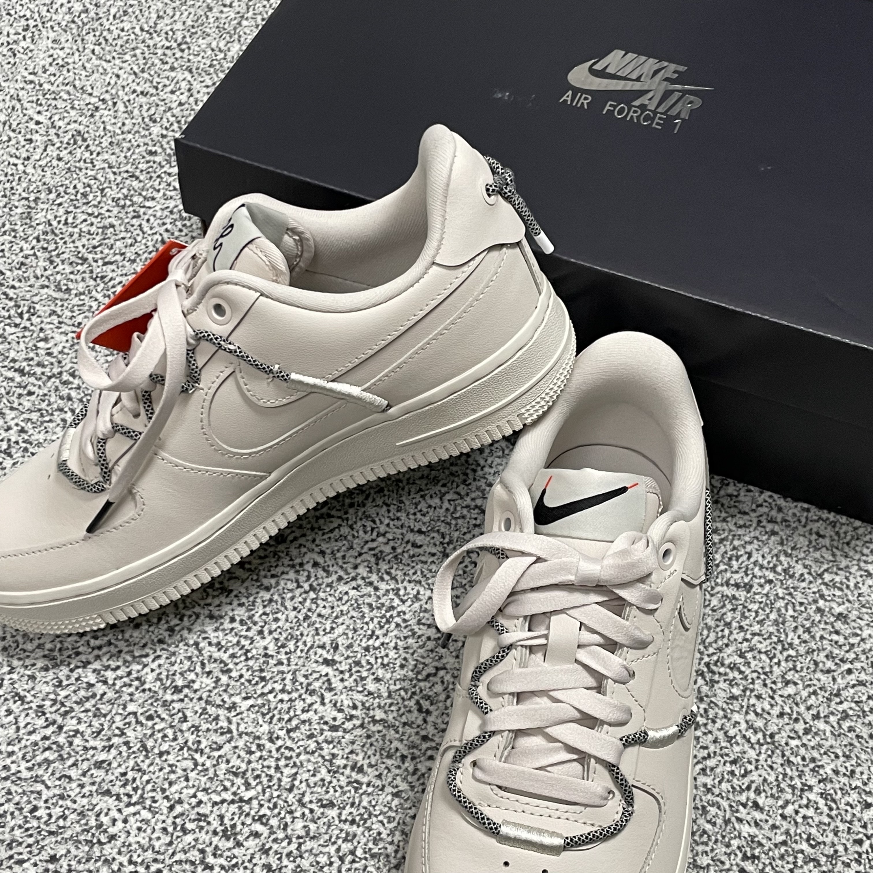 (W) Nike Air Force 1 '07 LX Light Orewood Brown 착용 스타일