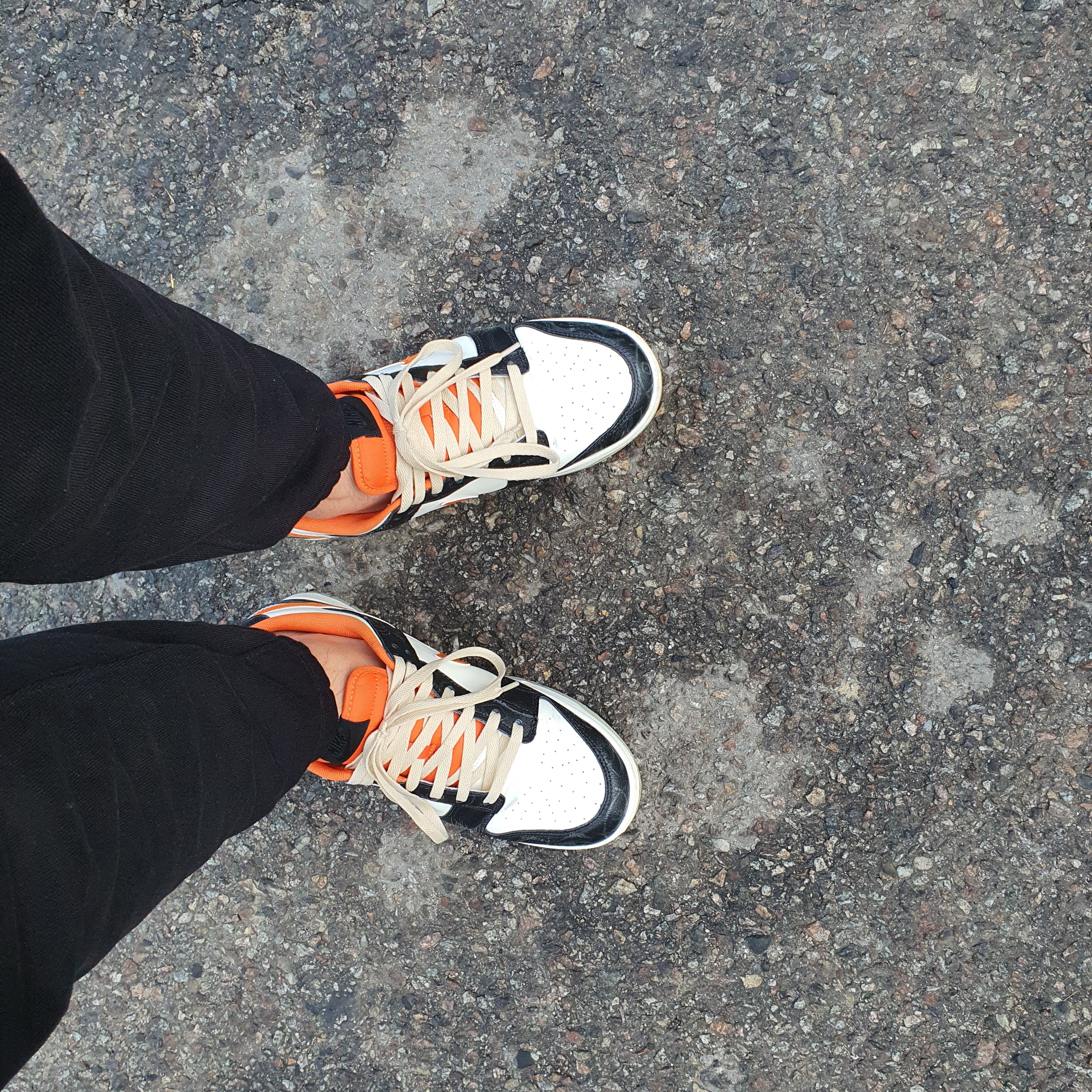 Nike Dunk Low Retro PRM Halloween 착용 스타일