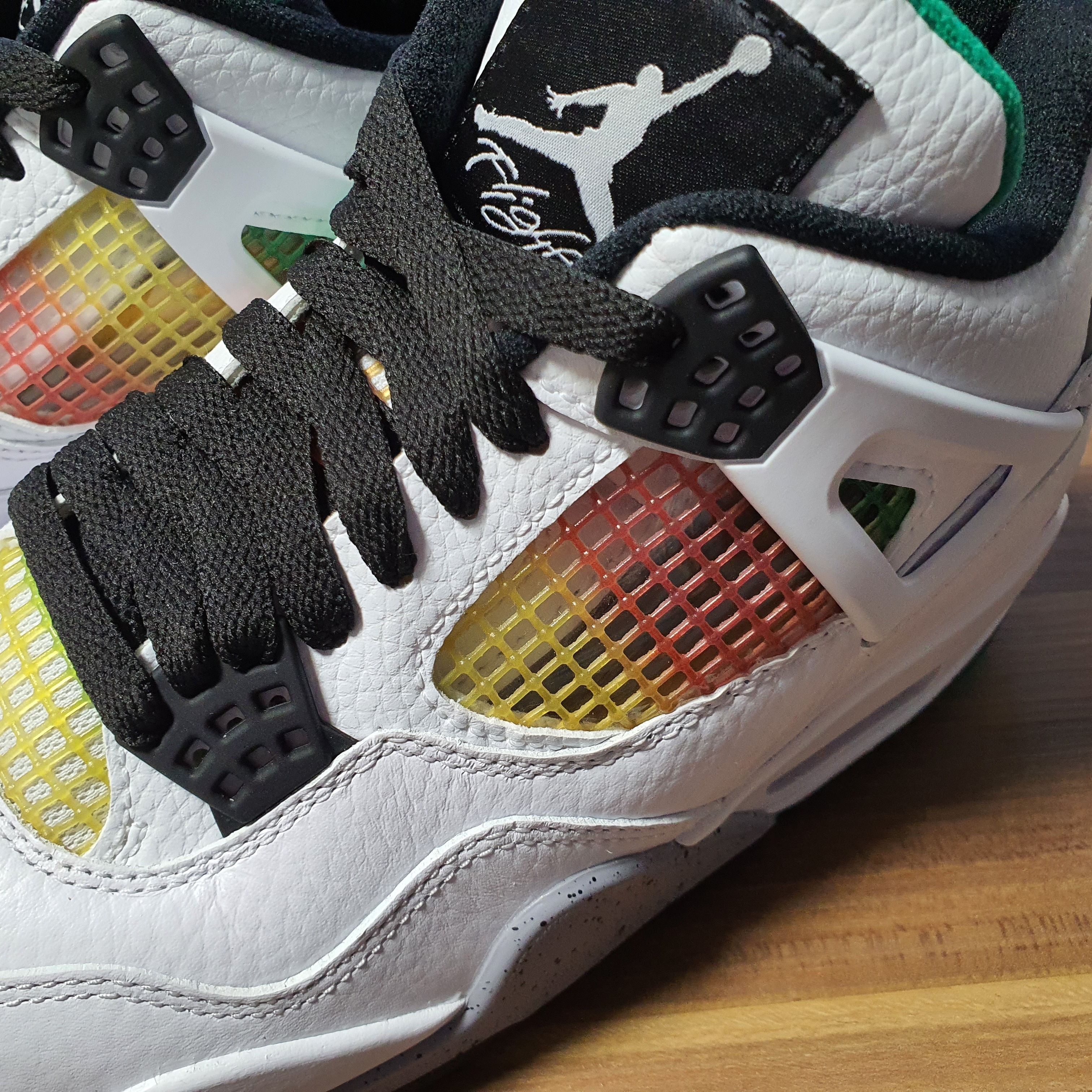 (W) Jordan 4 Retro Lucid Green 착용 스타일 - 3
