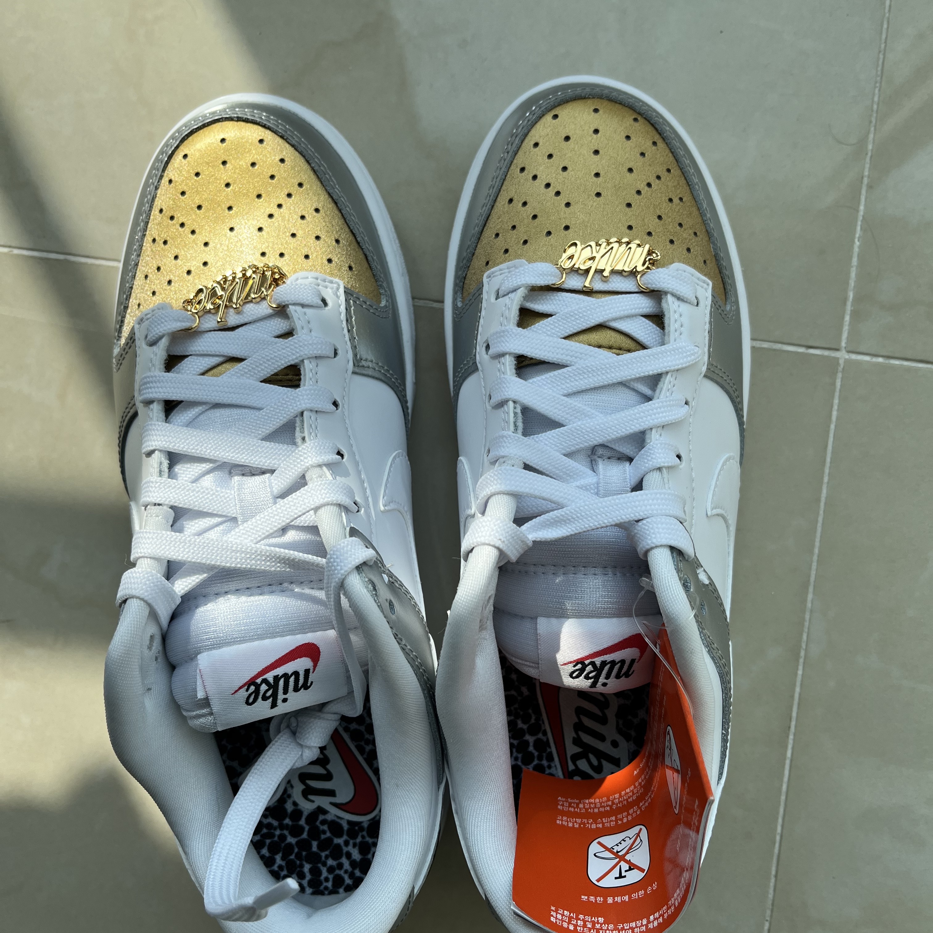 (W) Nike Dunk Low SE Heirloom 착용 스타일 - 4