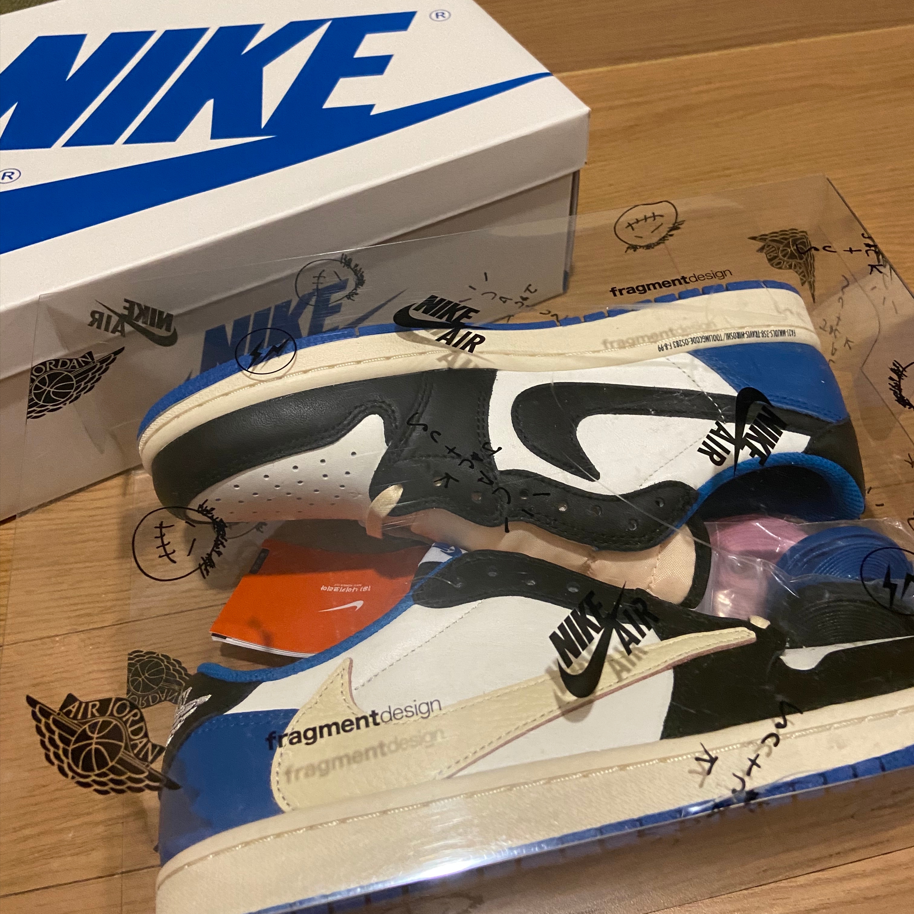 Jordan 1 x Travis Scott x Fragment Retro Low OG SP Military Blue 착용 스타일