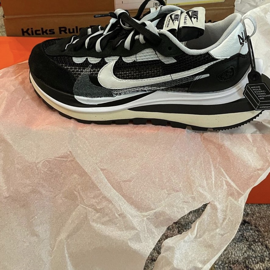 Nike x Sacai VaporWaffle Black White 착용 스타일