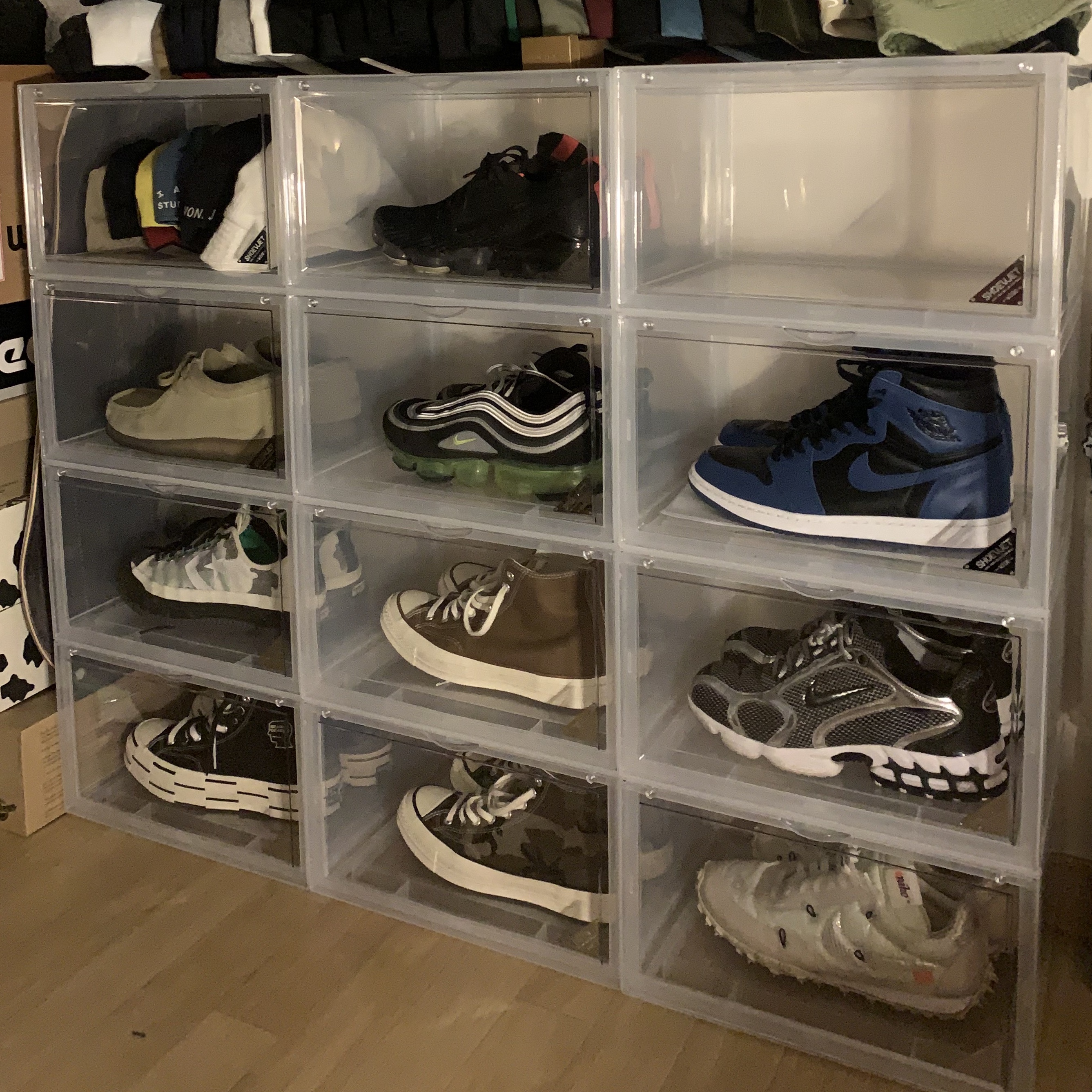 Jordan 1 Retro High OG Dark Marina Blue, Converse x Carhartt WIP Chuck 70 High Hamilton Brown ์ฐฉ์ฉ ์คํ์ผ - 1