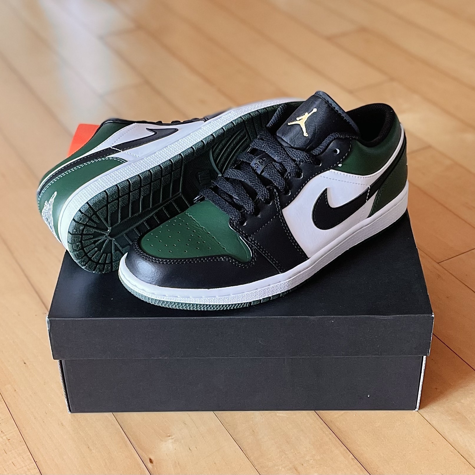 Jordan 1 Low Green Toe 착용 스타일