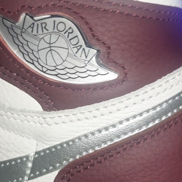 Jordan 1 Retro High OG Bordeaux 착용 스타일