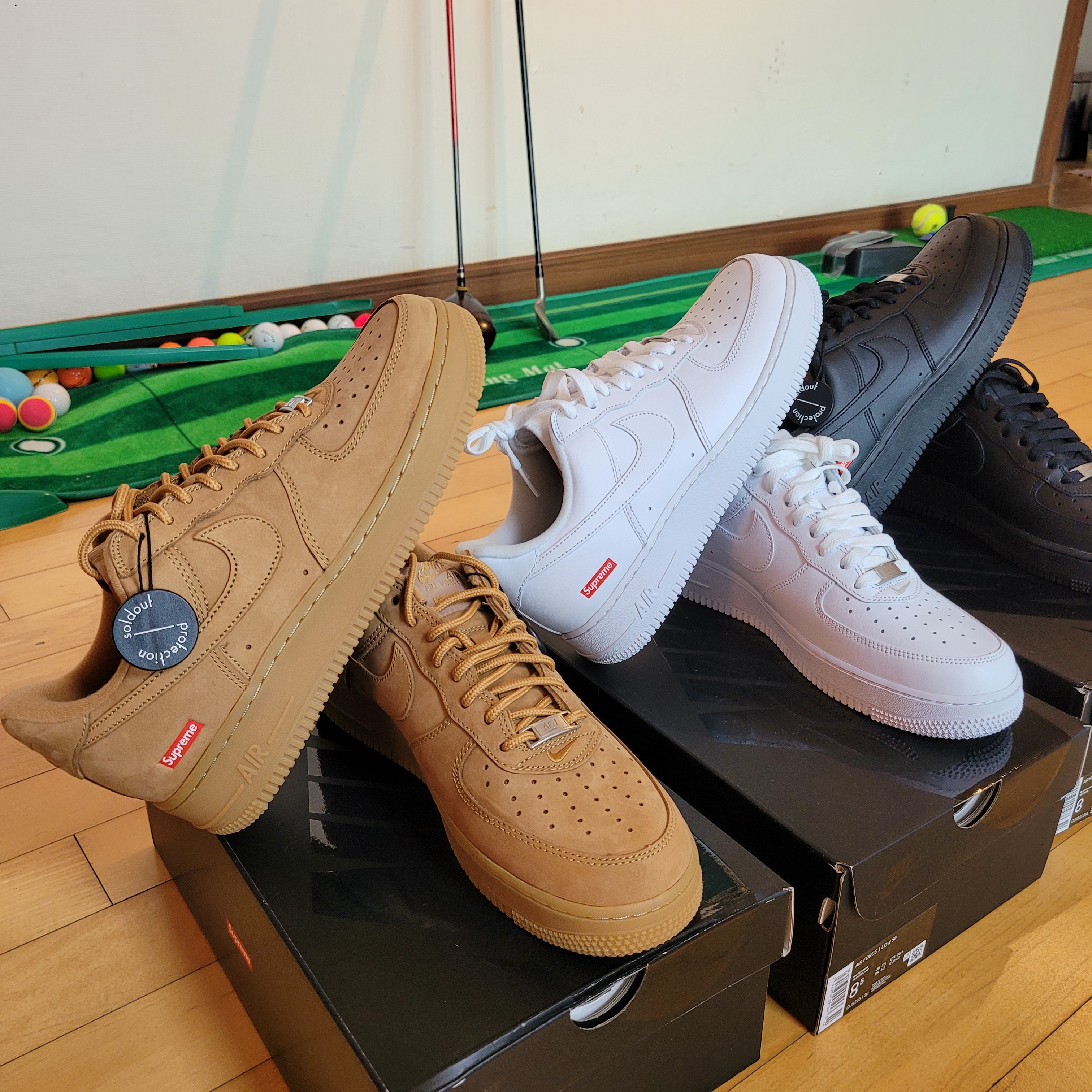 Nike x Supreme Air Force 1 Low White, Nike x Supreme Air Force 1 Low Flax 착용 스타일