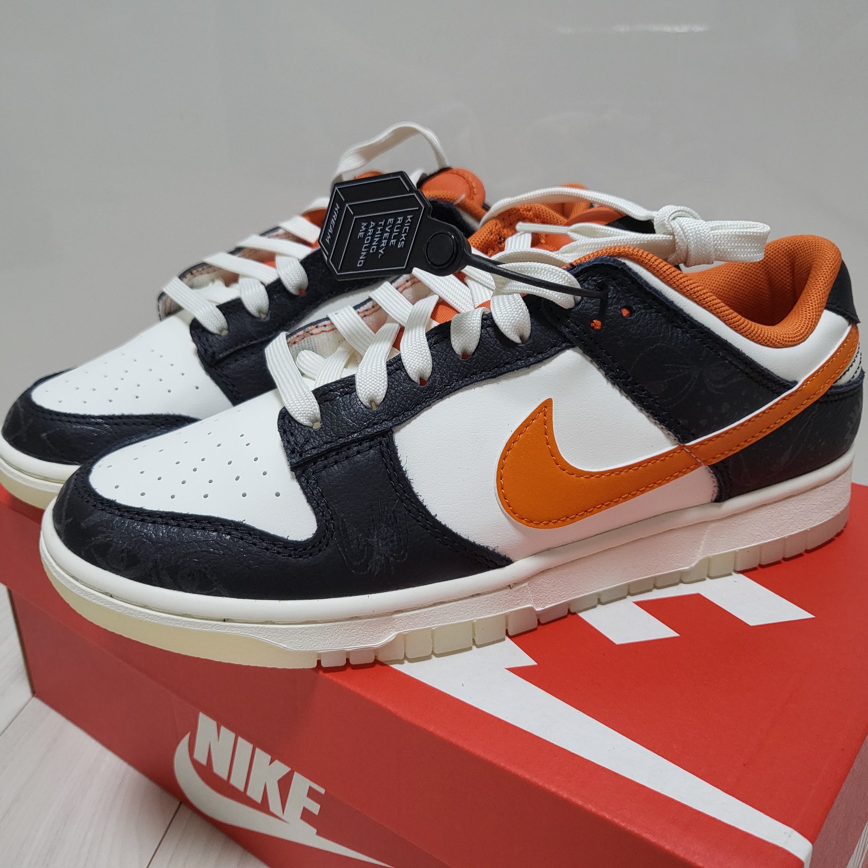 Nike Dunk Low Retro PRM Halloween 착용 스타일 - 1