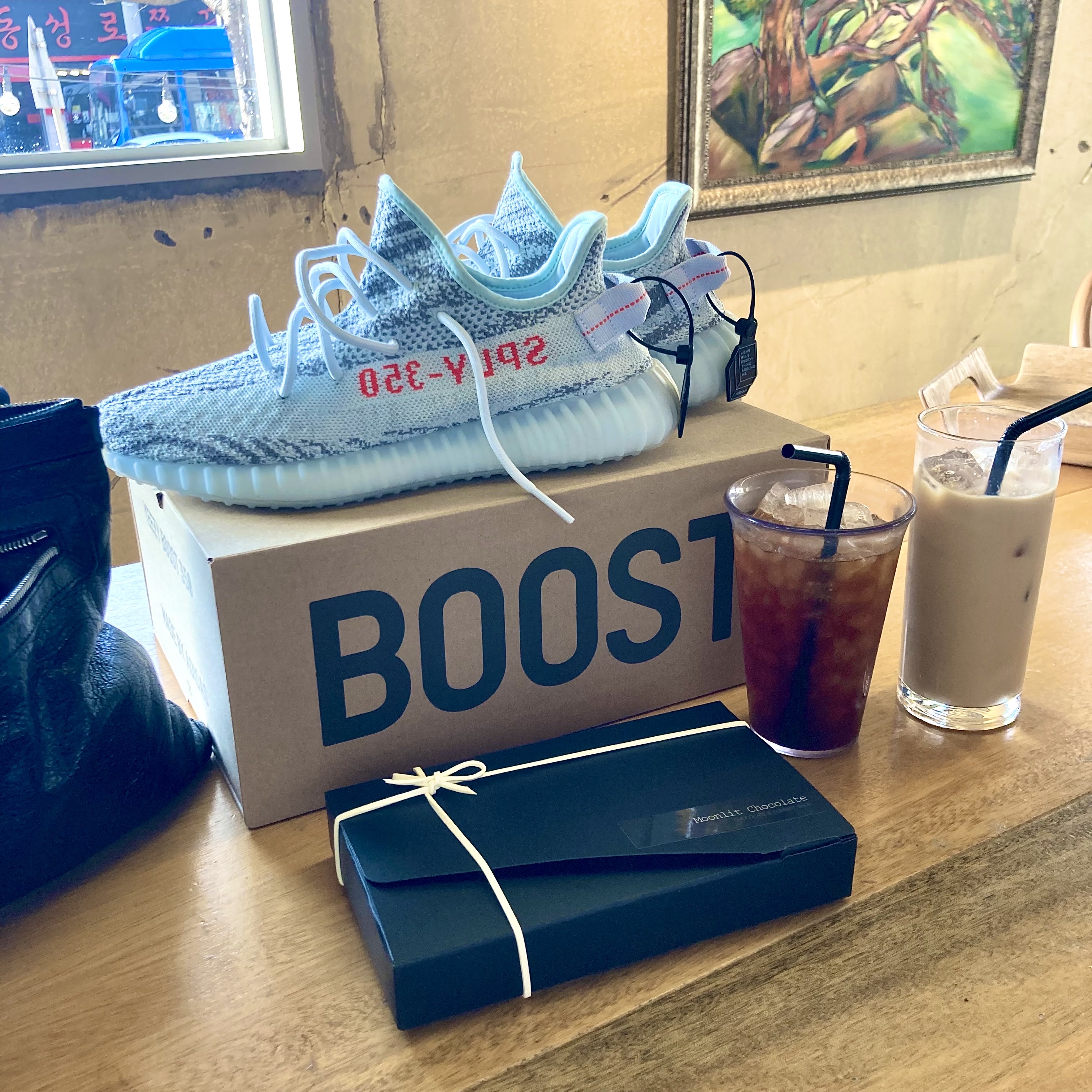 Adidas Yeezy Boost 350 V2 Blue Tint 2017 착용 스타일 - 2