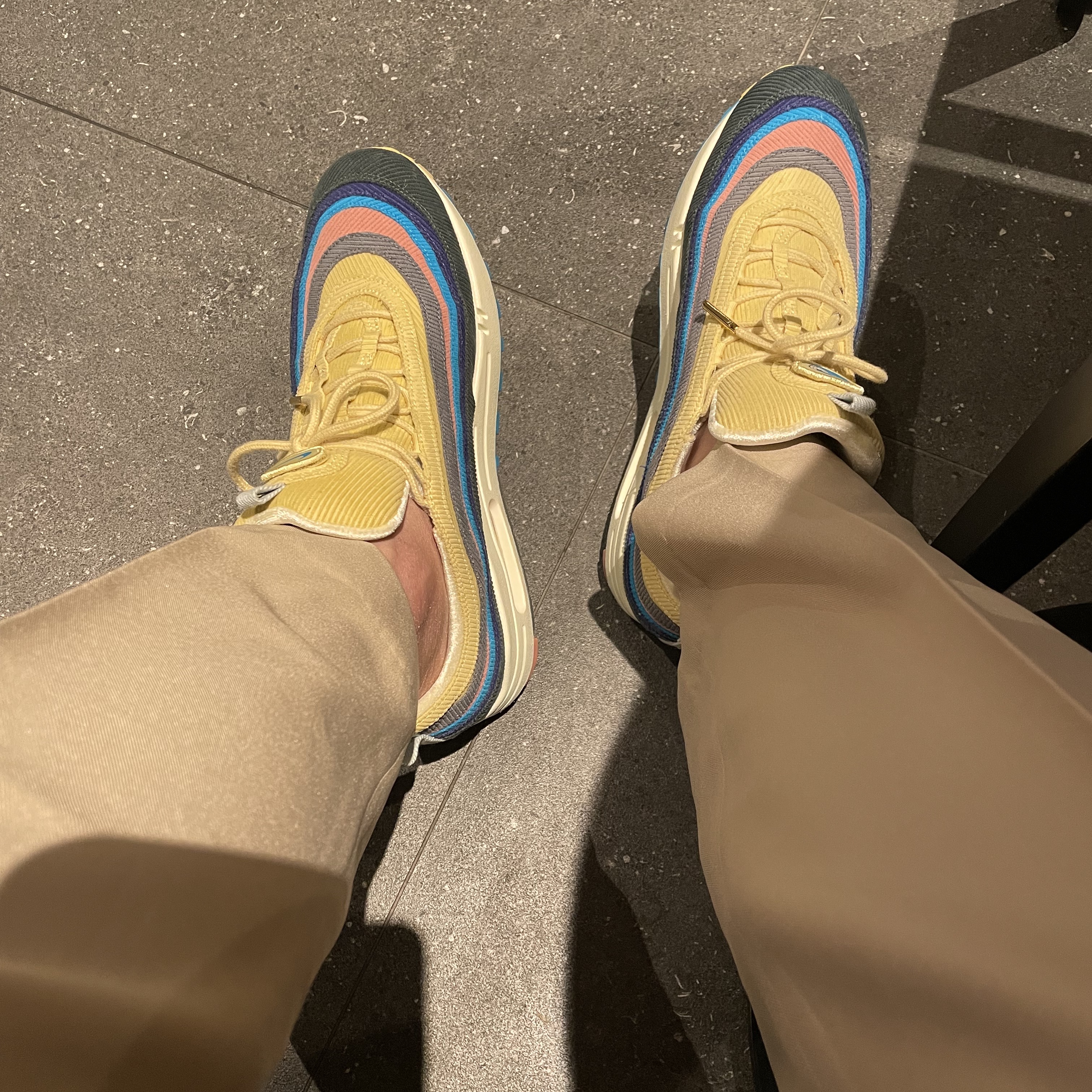 Nike x Sean Wotherspoon Air Max 1/97 착용 스타일 - 3