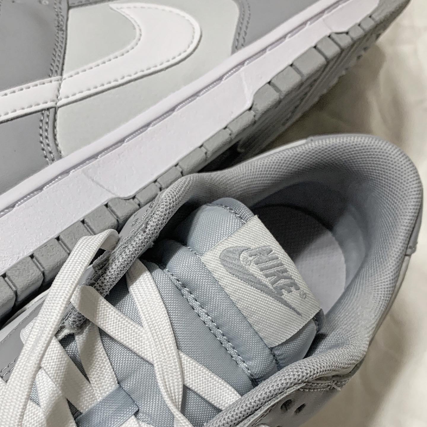 Nike Dunk Low Retro Wolf Grey 착용 스타일 - 1